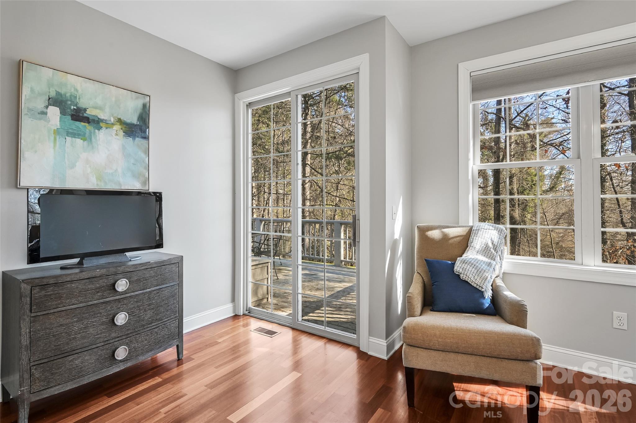 43 S Kuykendall Court — Hendersonville