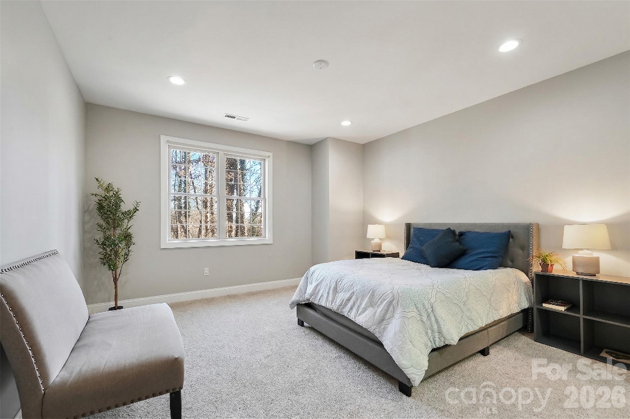 43 S Kuykendall Court — Hendersonville