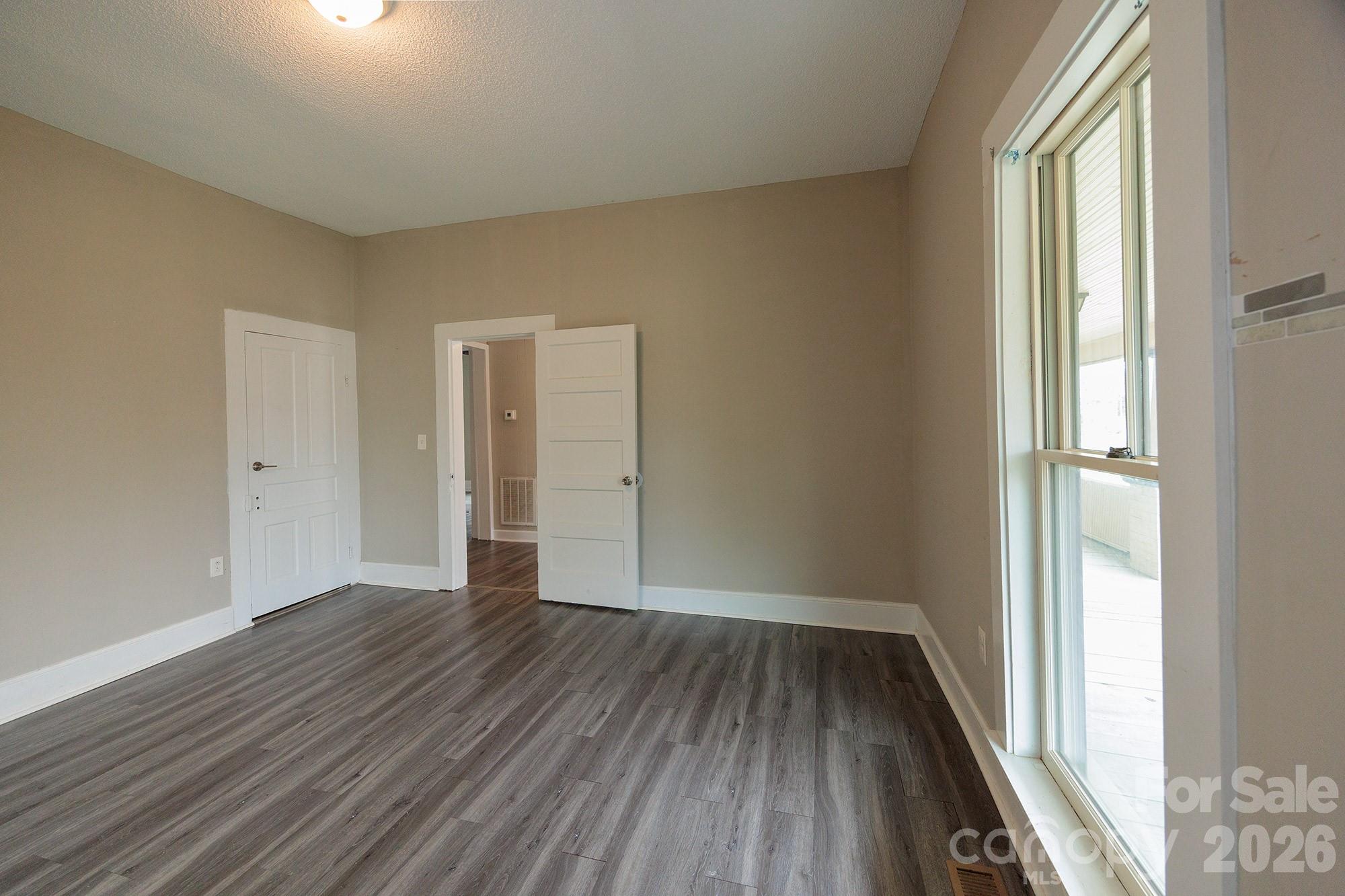 1209 Wilson W Lee Boulevard — Statesville