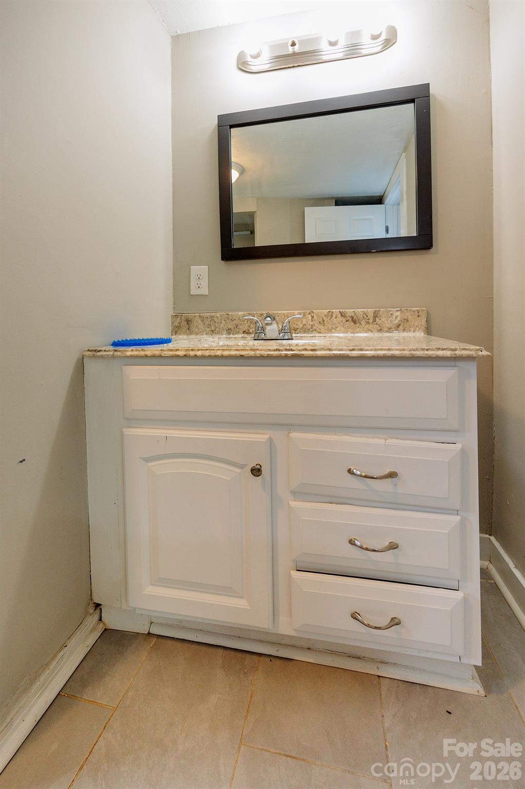 1209 Wilson W Lee Boulevard — Statesville