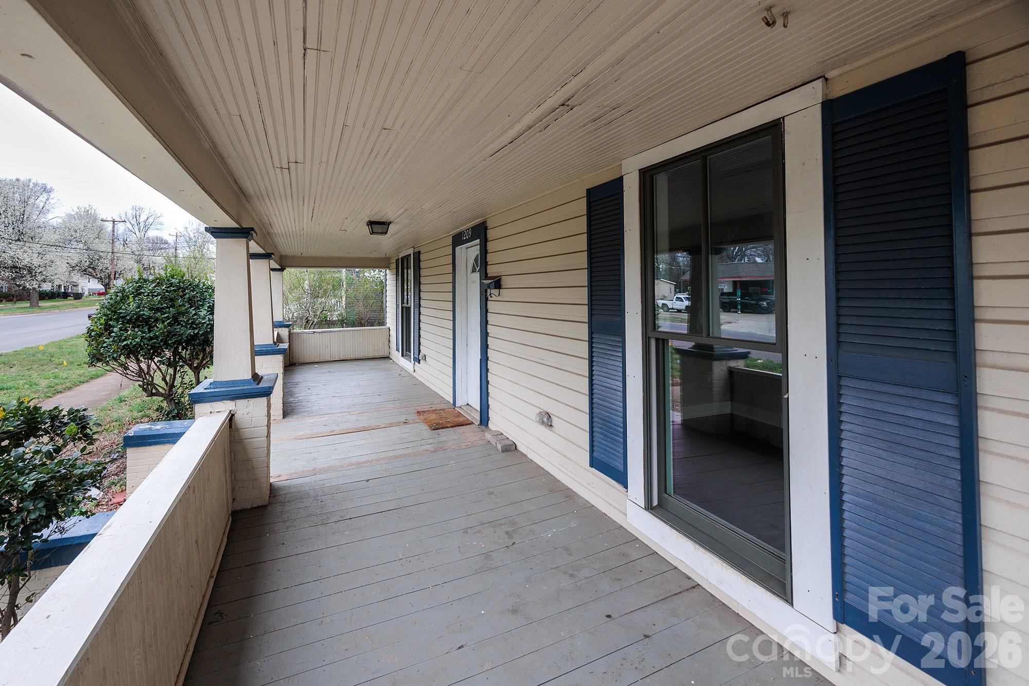 1209 Wilson W Lee Boulevard — Statesville