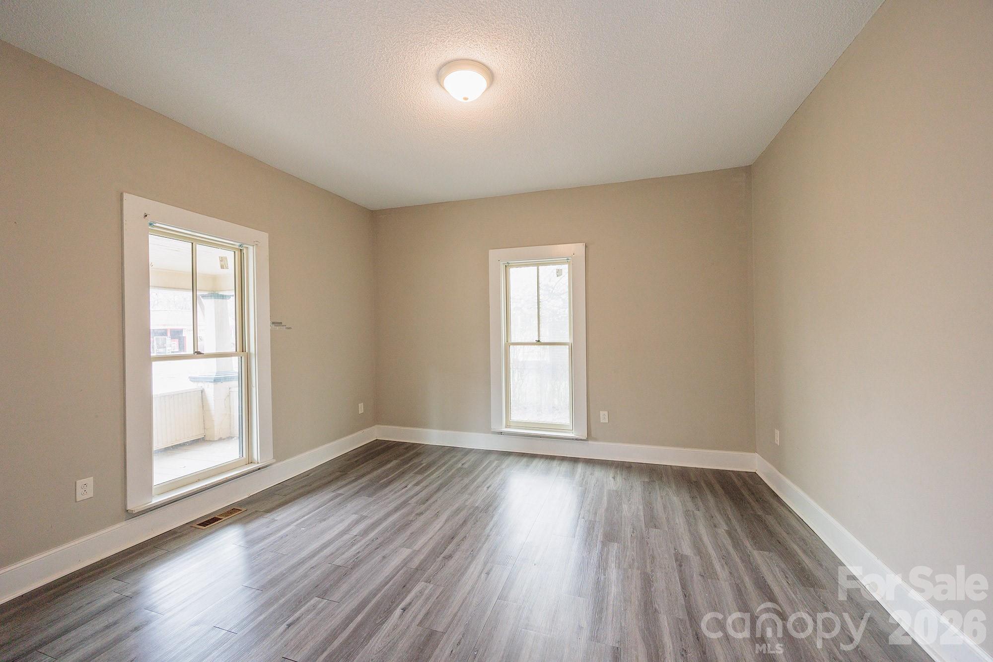 1209 Wilson W Lee Boulevard — Statesville