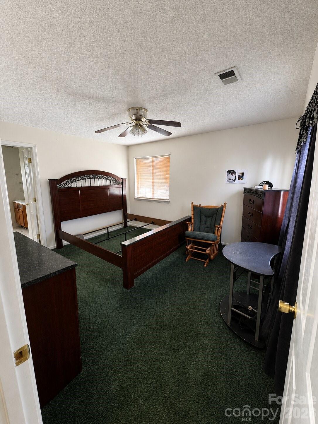 305 Mobley Street — Clover