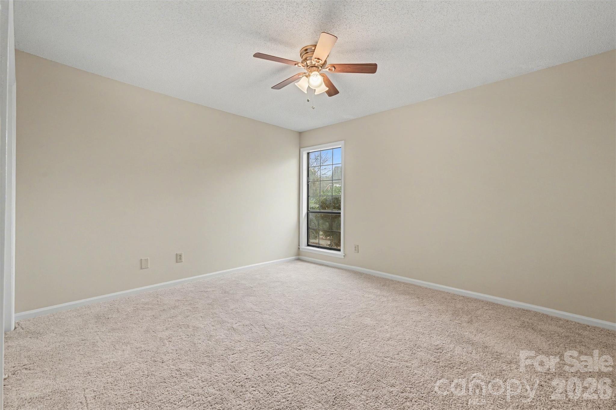 5866 Harris Grove Lane — Charlotte