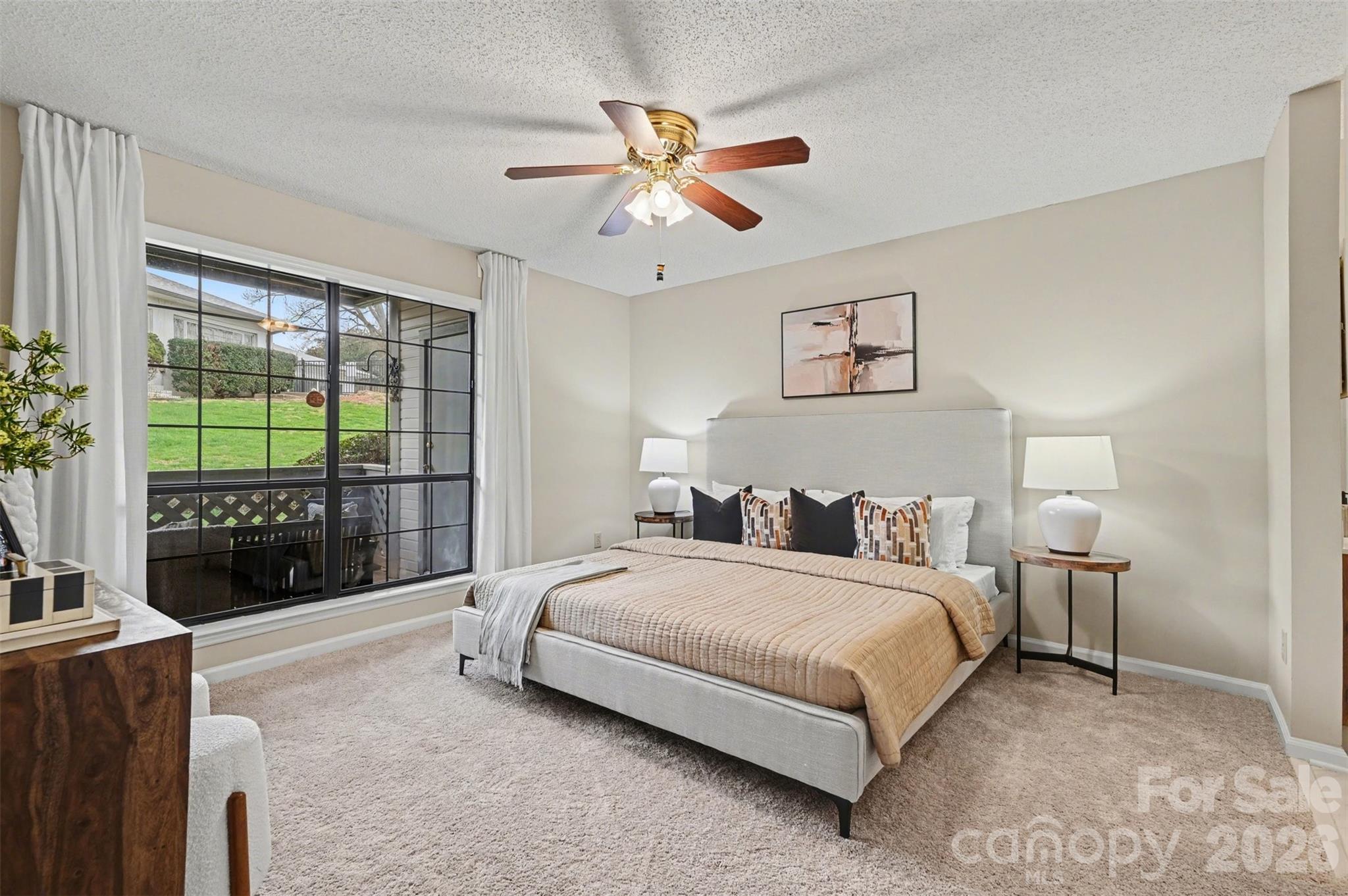5866 Harris Grove Lane — Charlotte