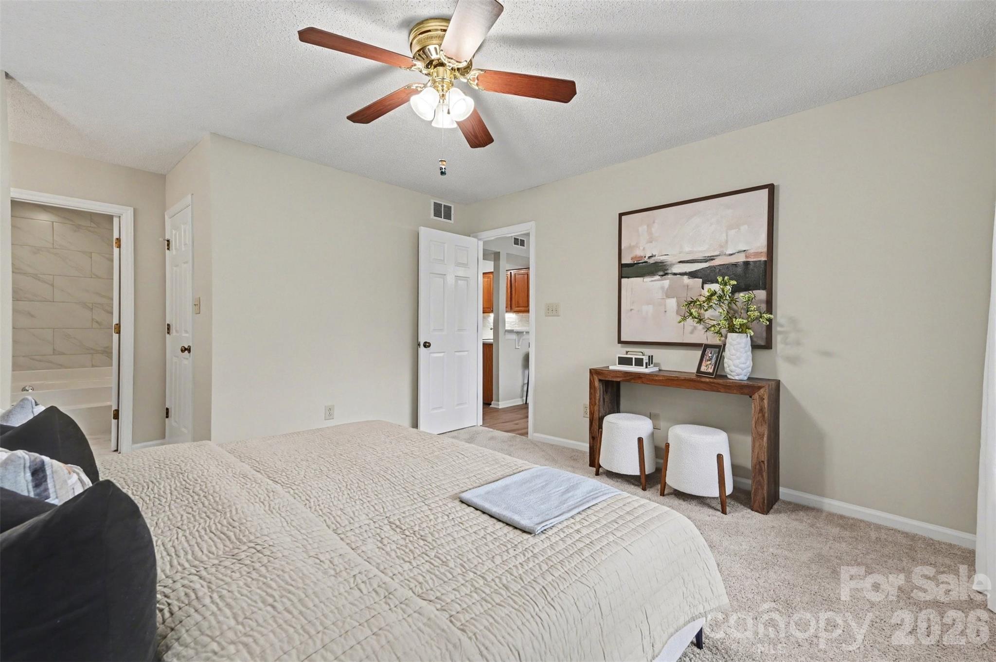 5866 Harris Grove Lane — Charlotte