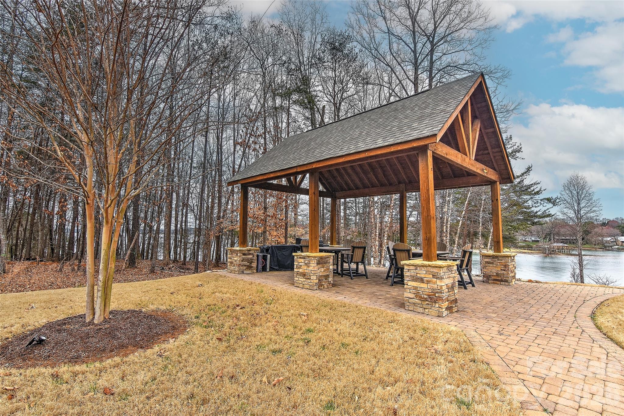 146 Beacon Drive #D — Mooresville