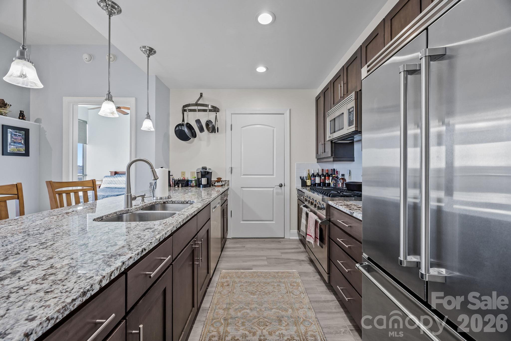 701 Royal Court #1009 — Charlotte
