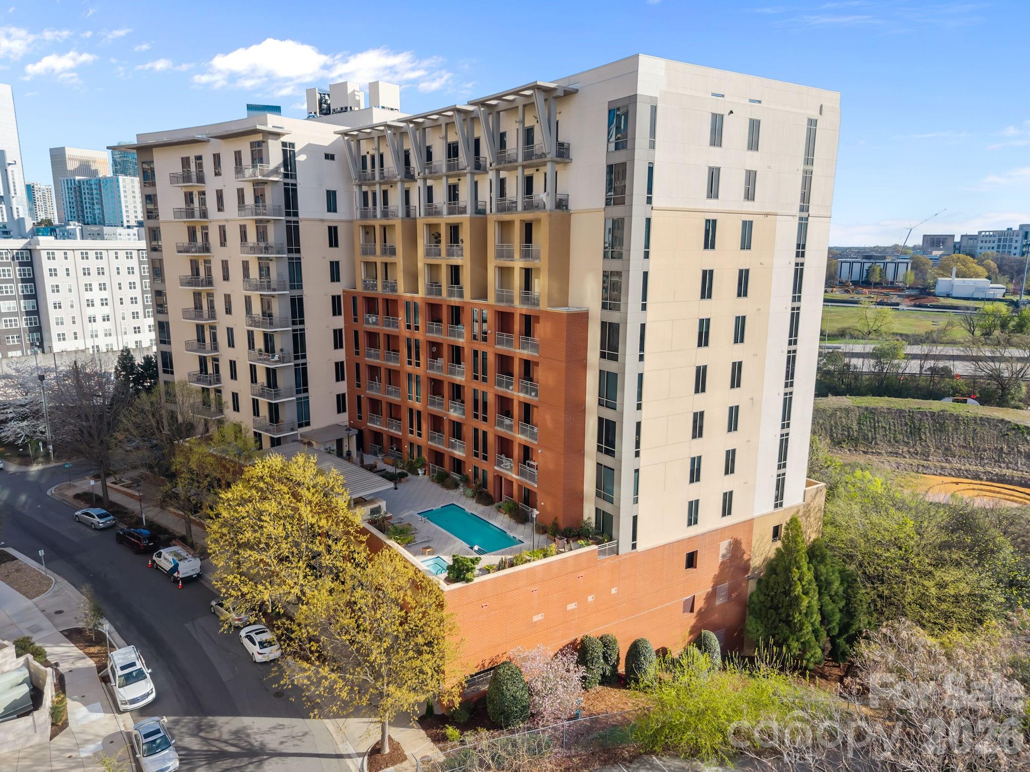 701 Royal Court #1009 — Charlotte