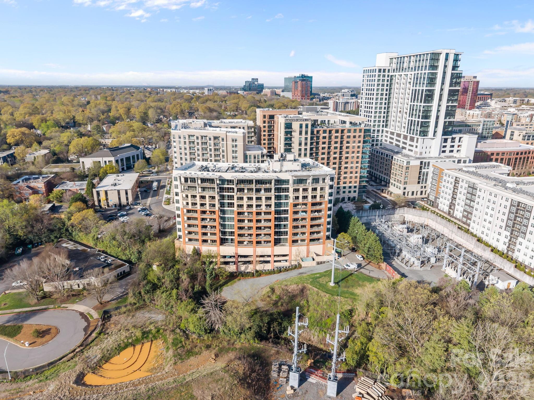 701 Royal Court #1009 — Charlotte