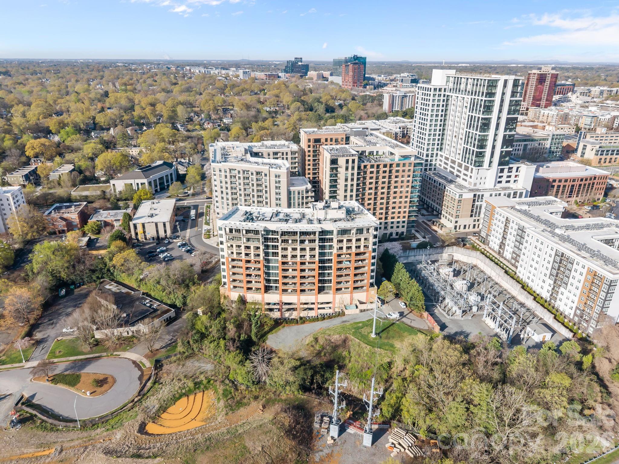 701 Royal Court #1009 — Charlotte
