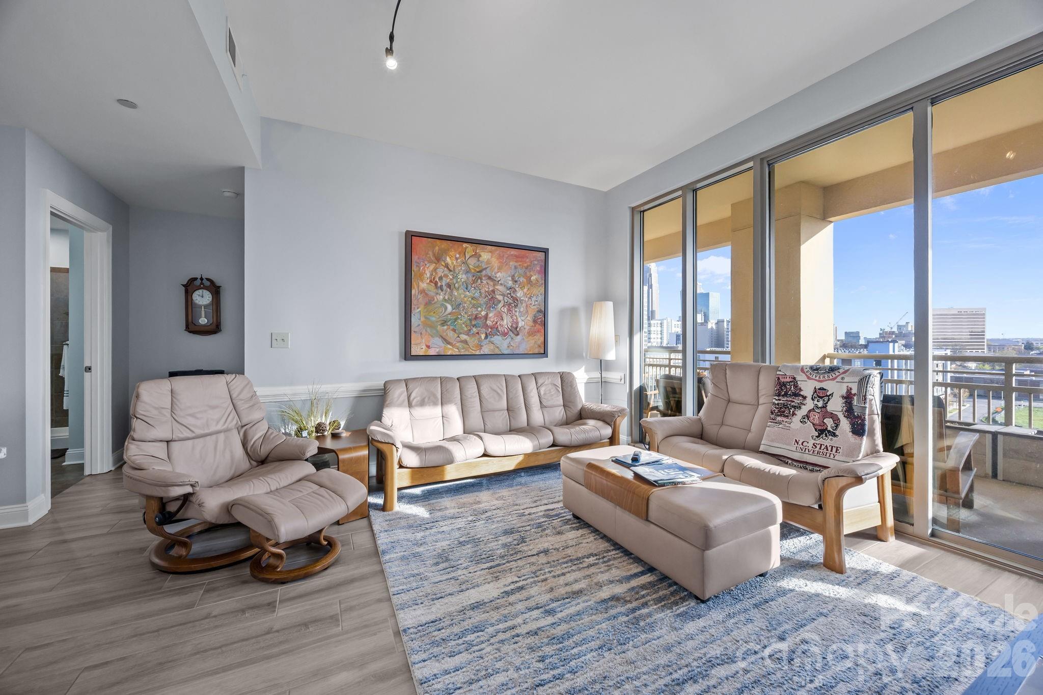 701 Royal Court #1009 — Charlotte
