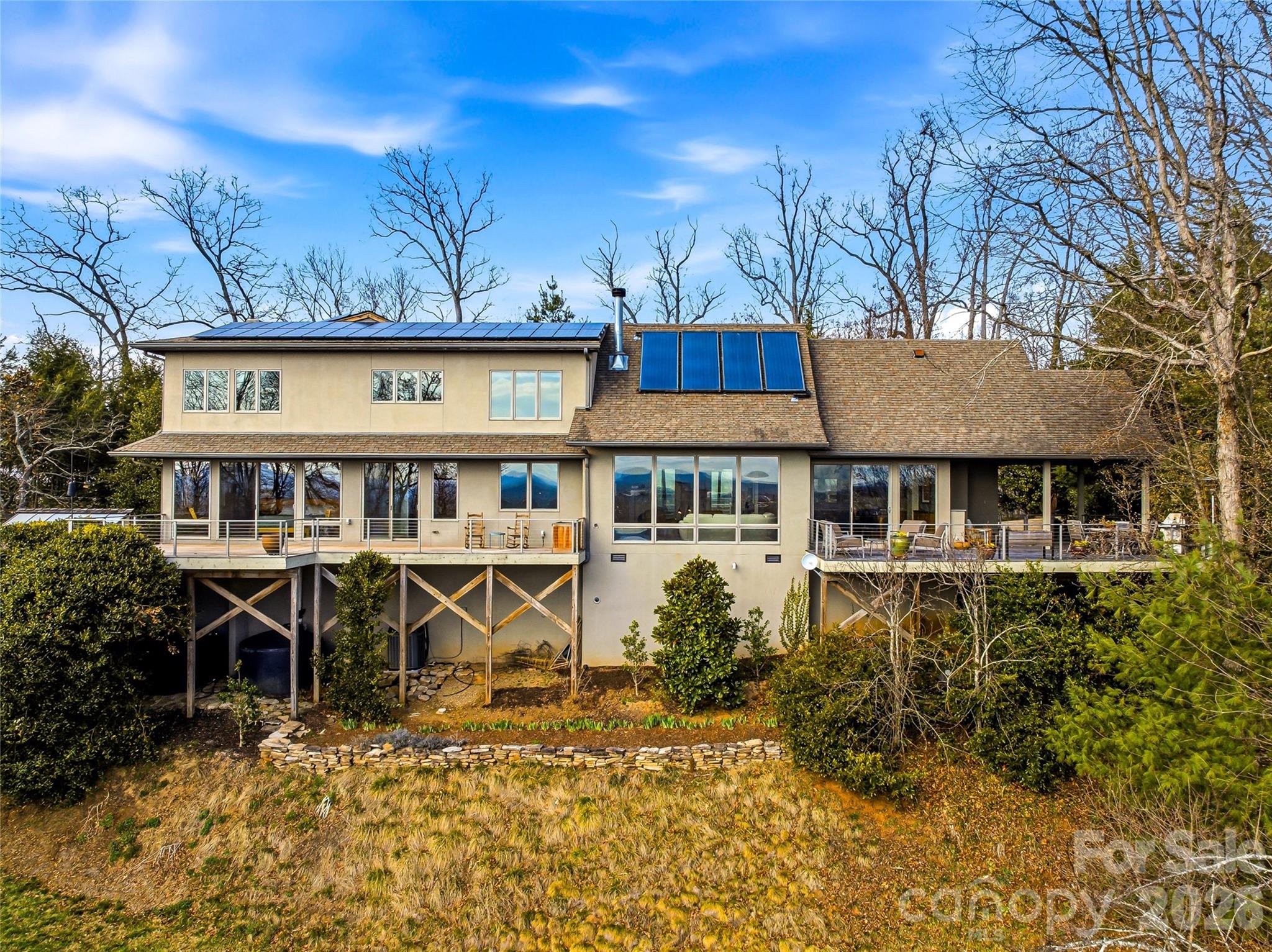 102 Horizon Hill Road — Asheville