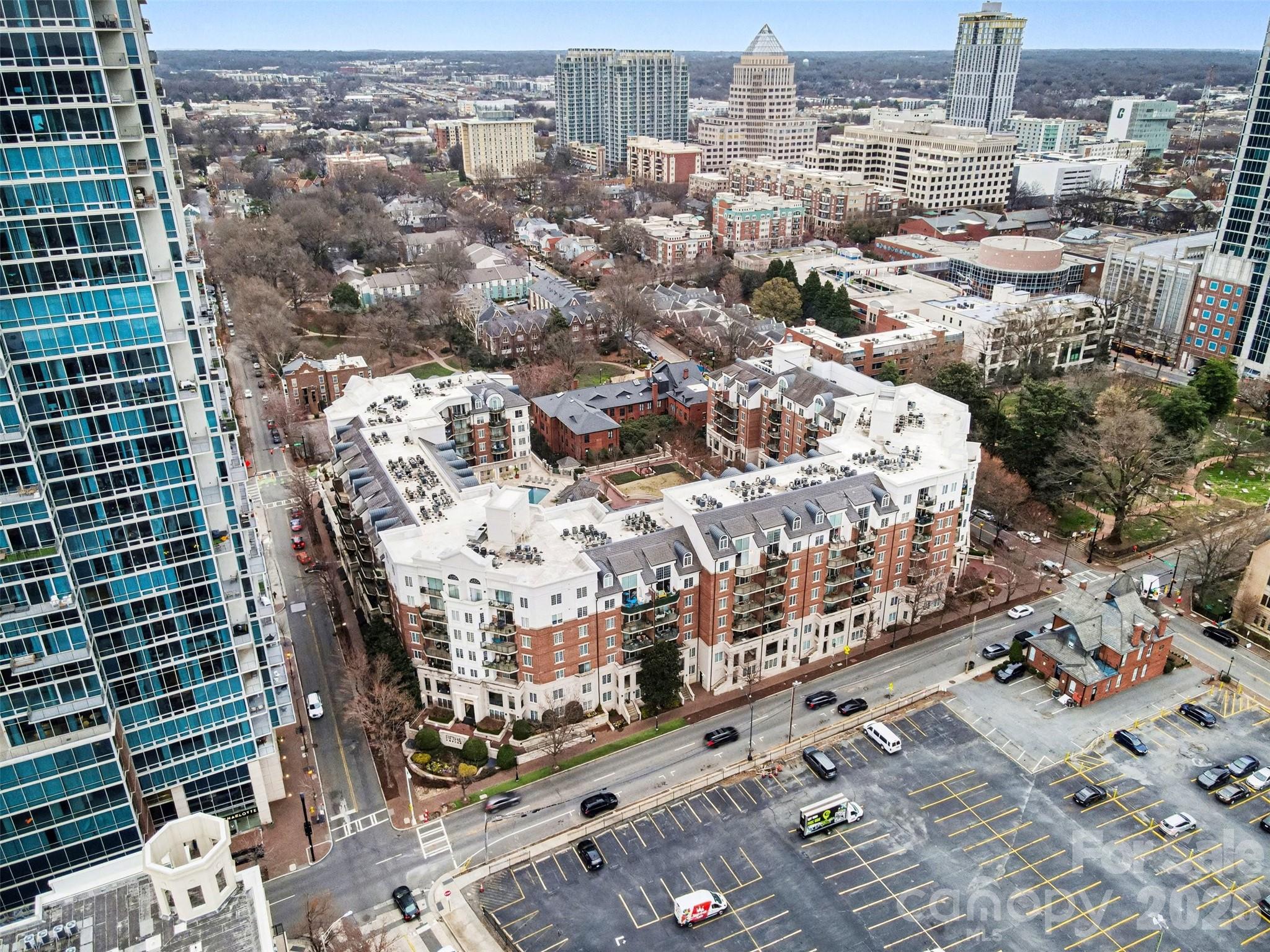 300 W 5th Street #336 — Charlotte