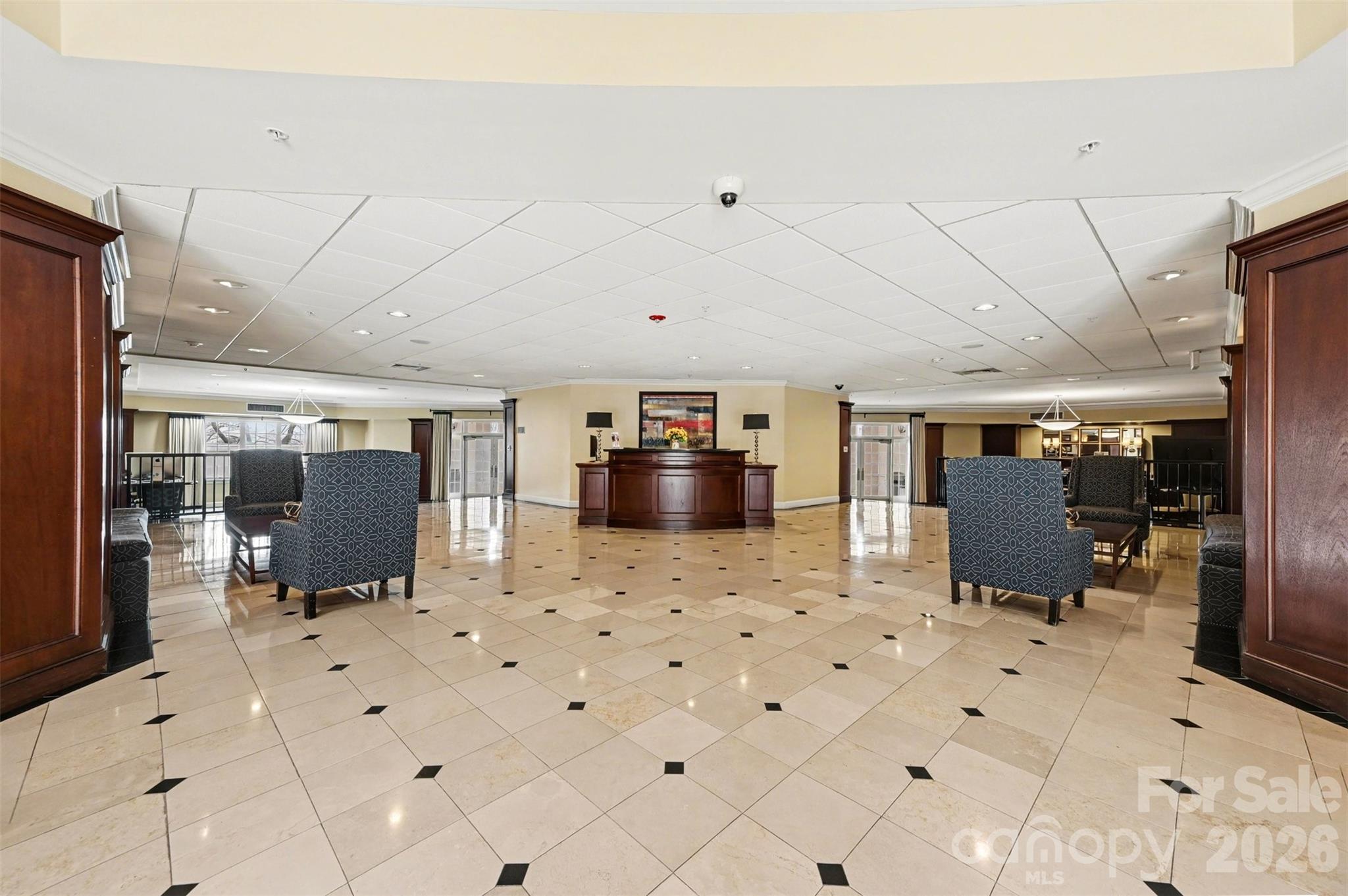 300 W 5th Street #336 — Charlotte