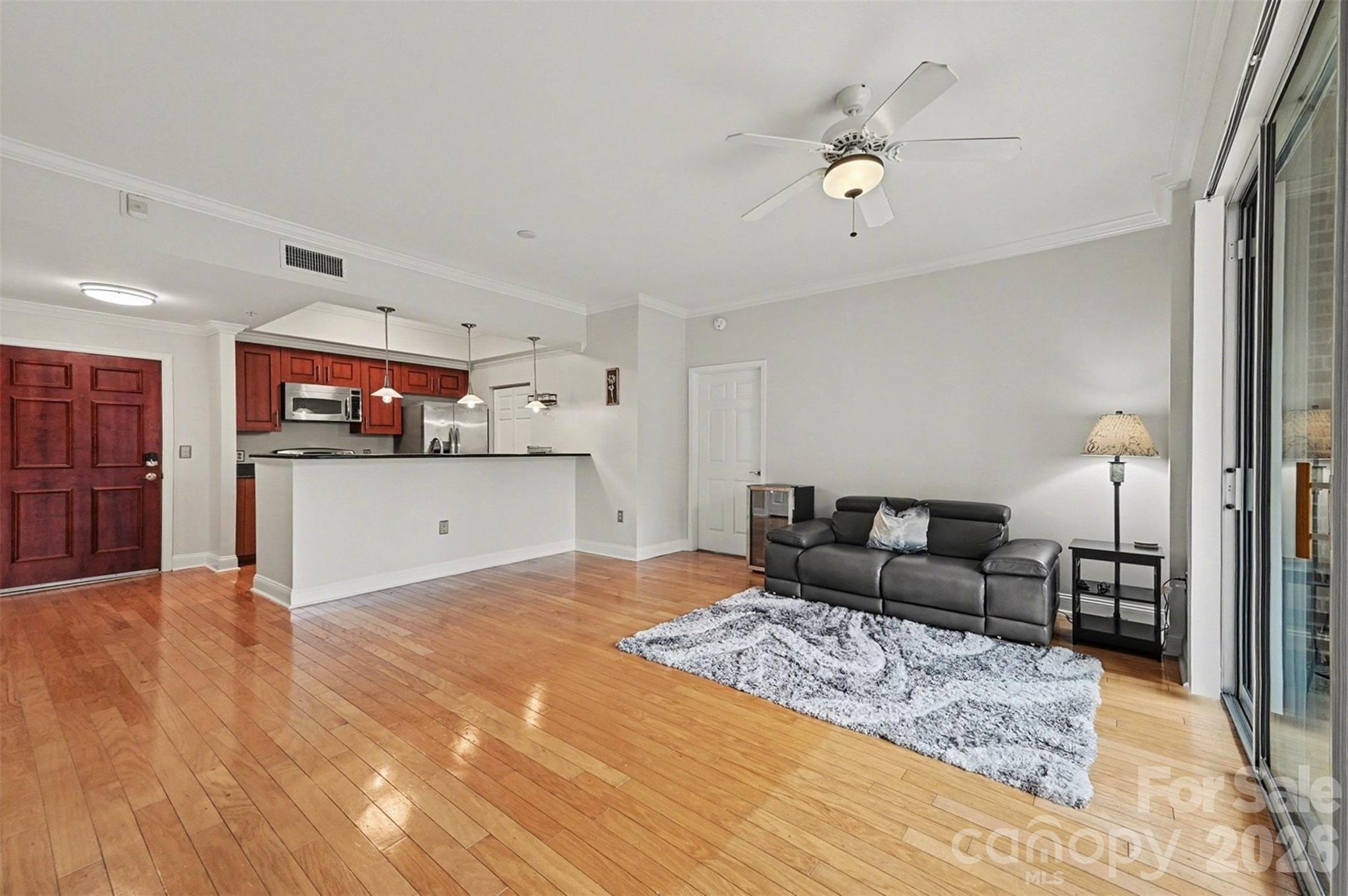 300 W 5th Street #336 — Charlotte