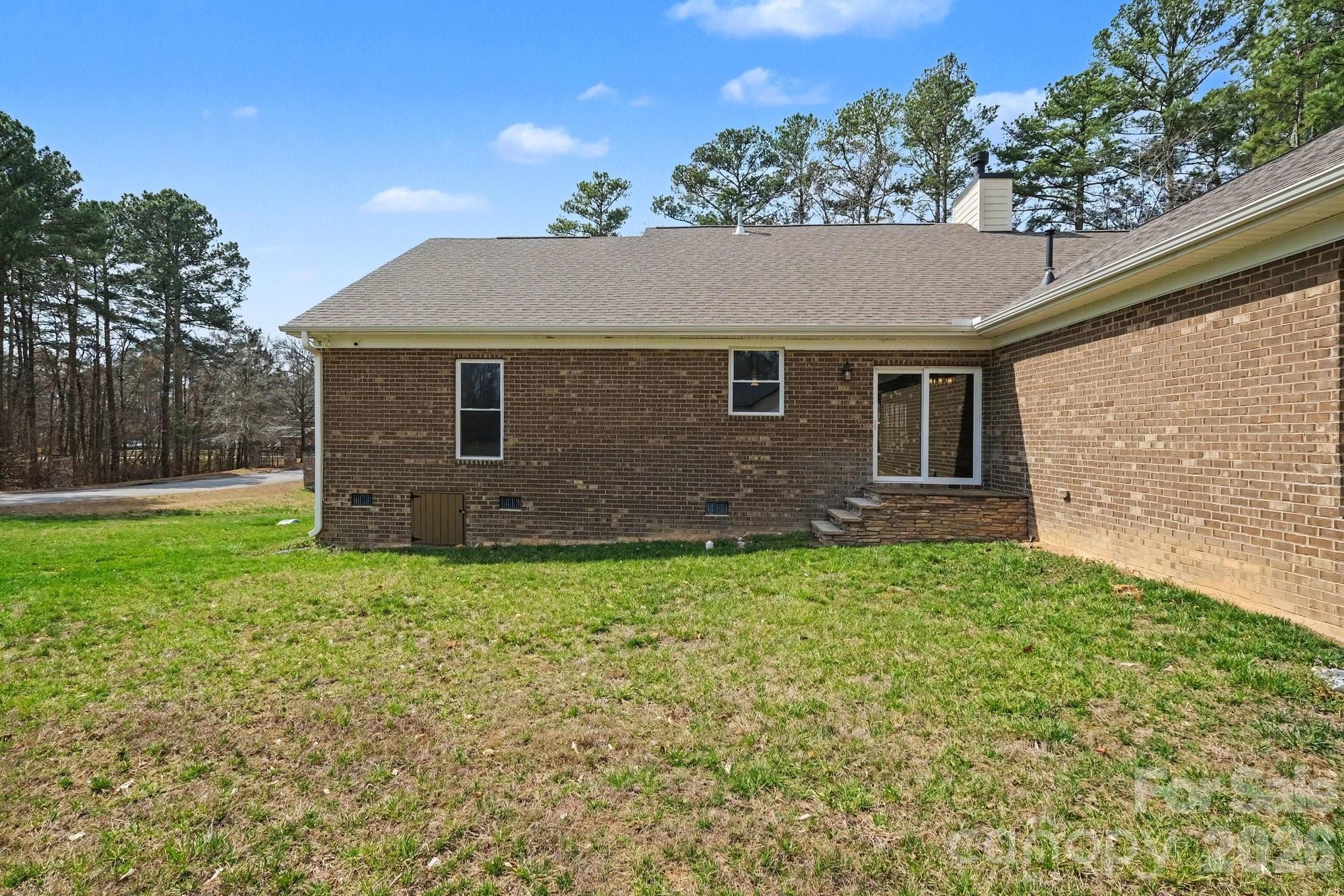 175 Cox Lake Road — Stanley