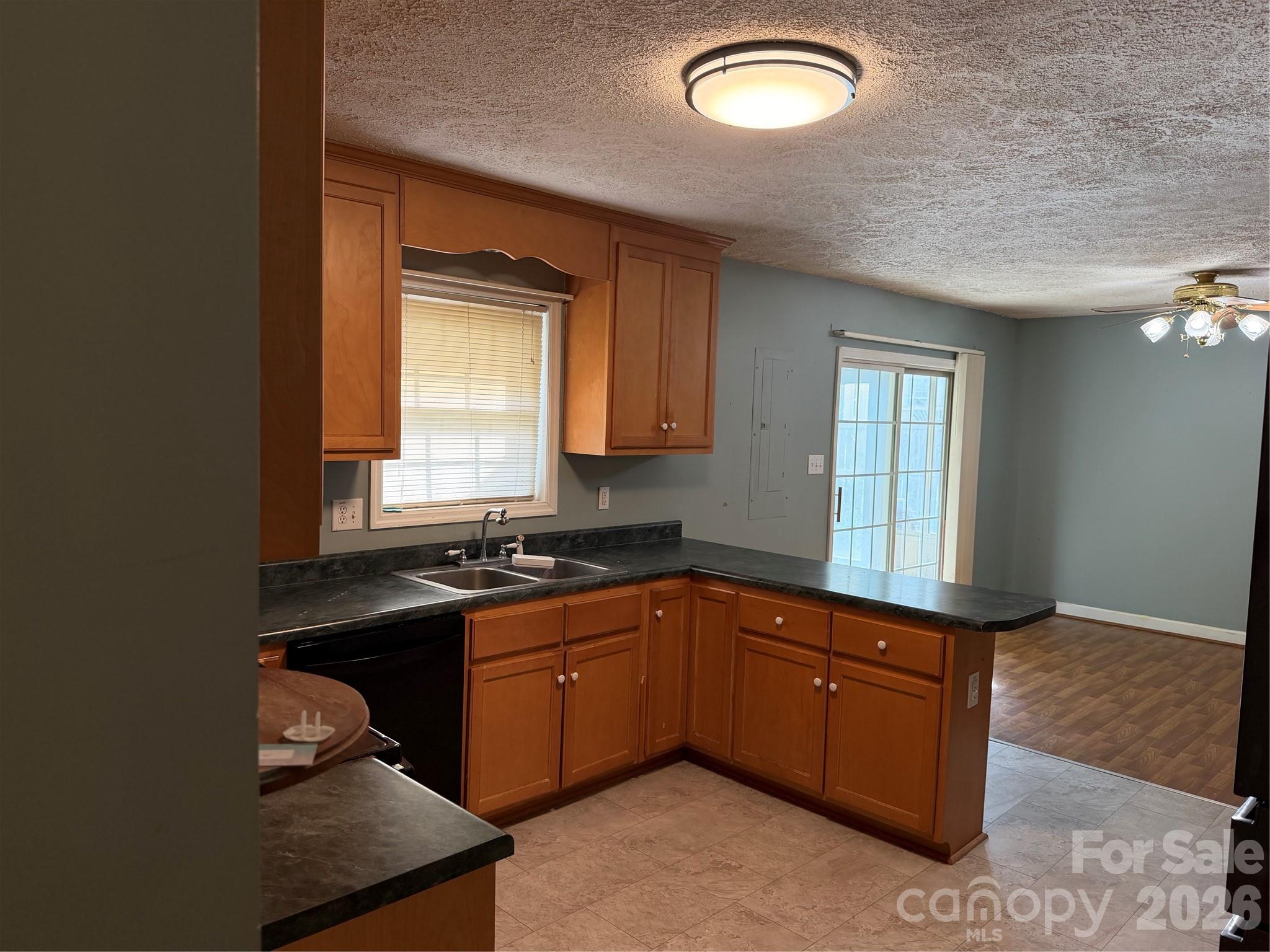 2479 Barnhardt Avenue NW — Concord