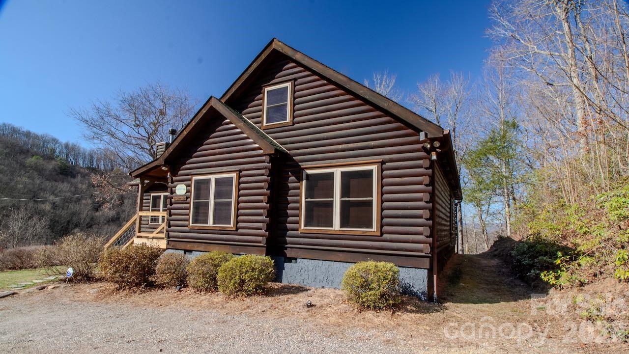187 Gardeners Cove — Whittier