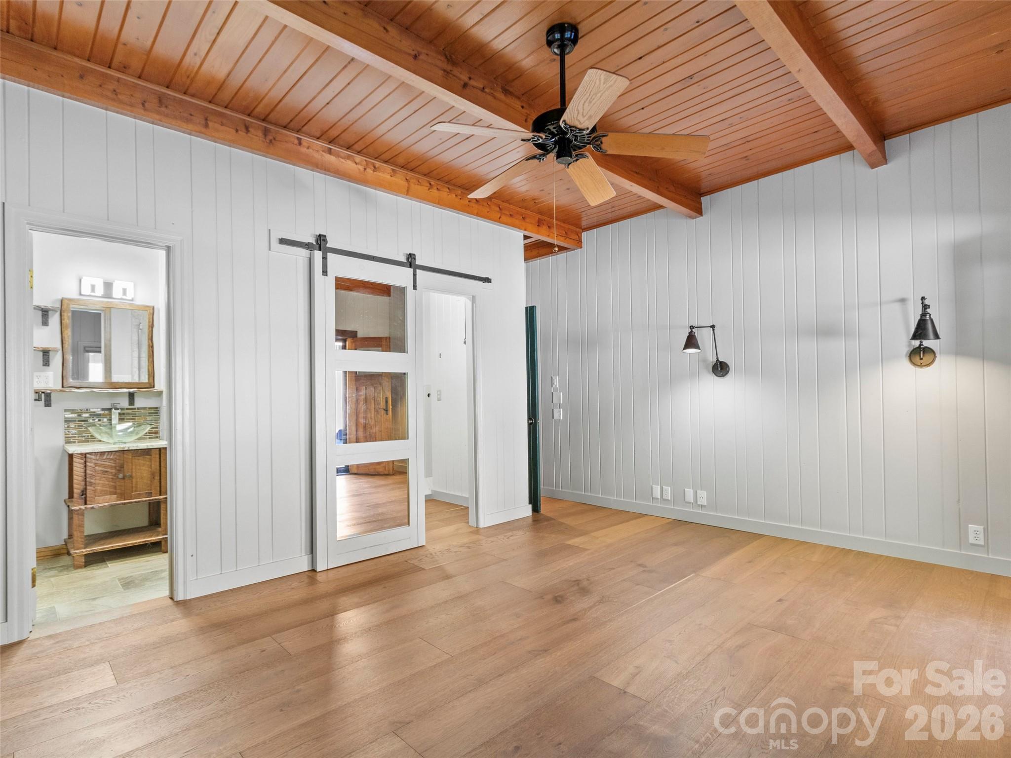 191 N Fork Road — Burnsville