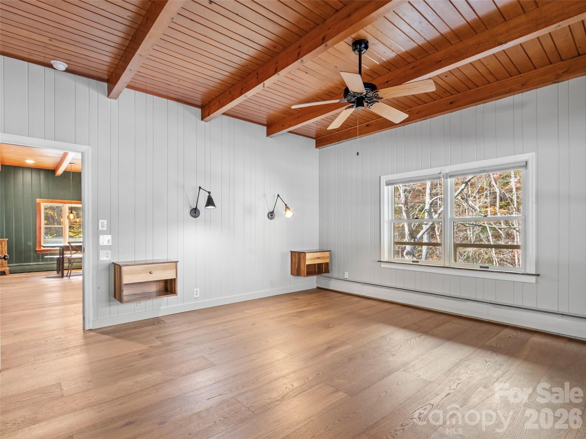 191 N Fork Road — Burnsville
