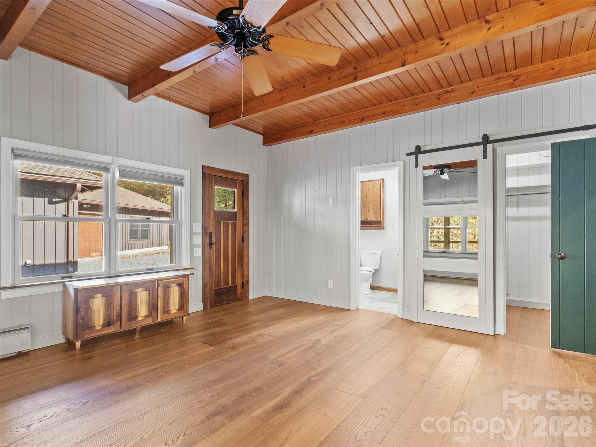 191 N Fork Road — Burnsville