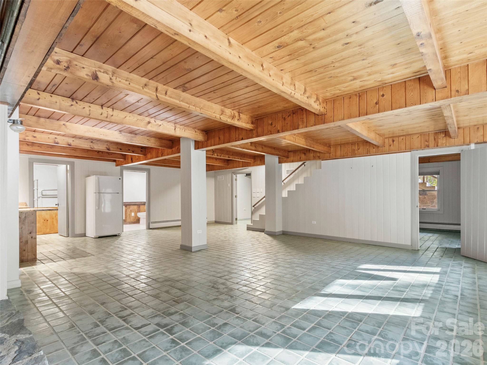 191 N Fork Road — Burnsville