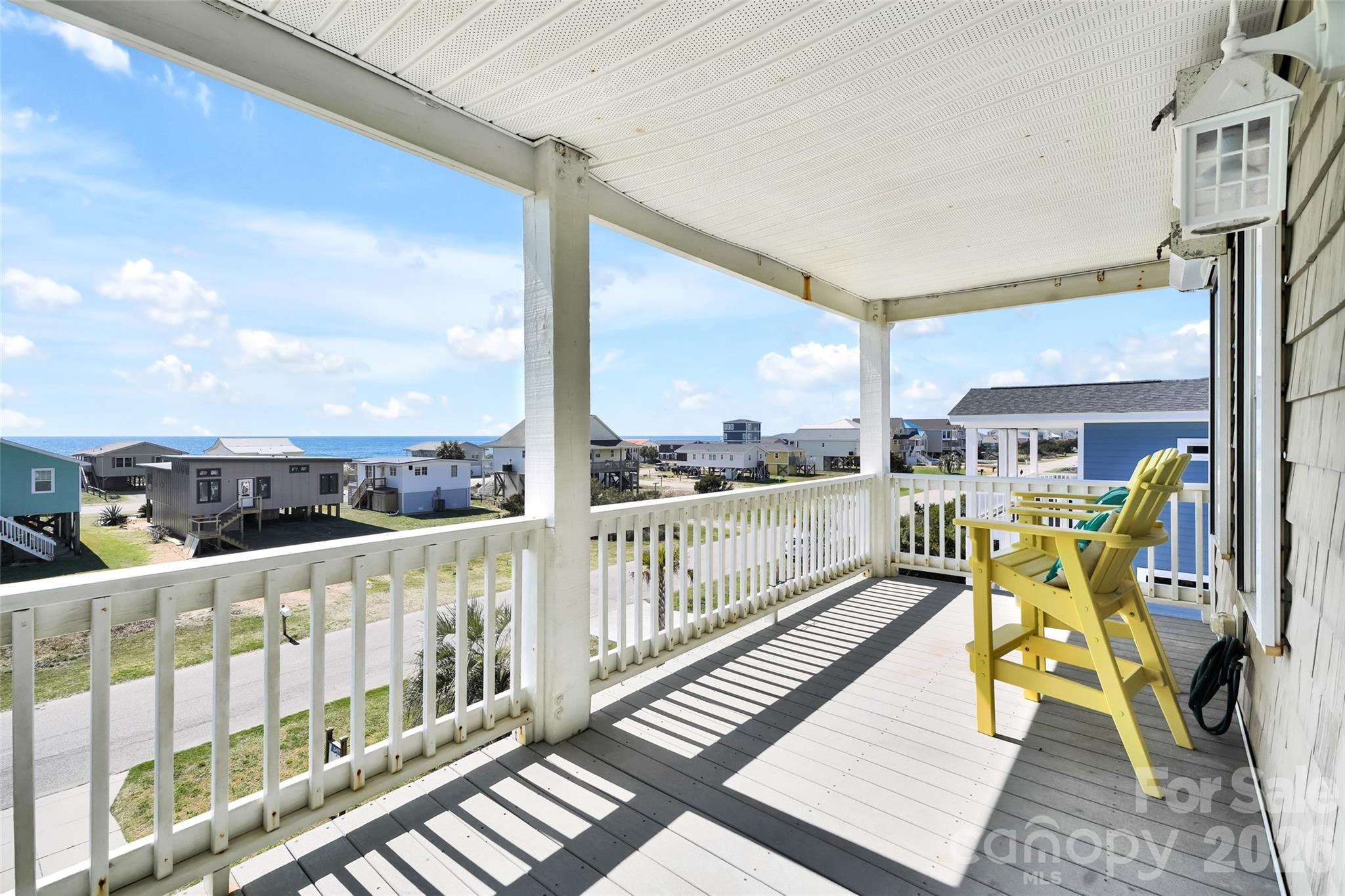 1018 W Dolphin Drive W — Oak Island