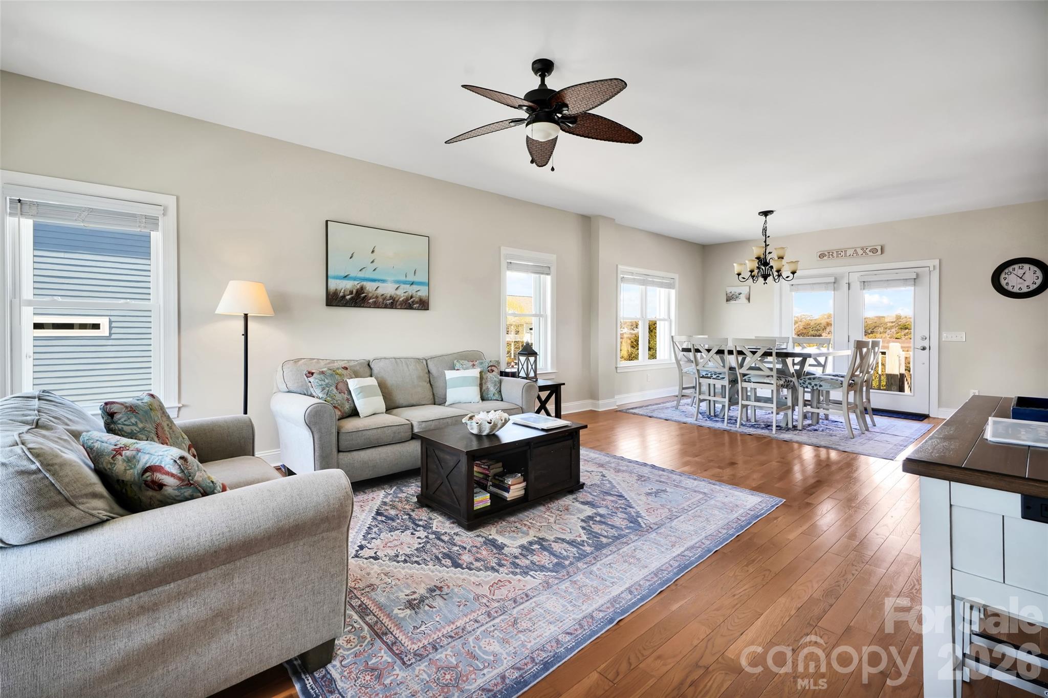 1018 W Dolphin Drive W — Oak Island