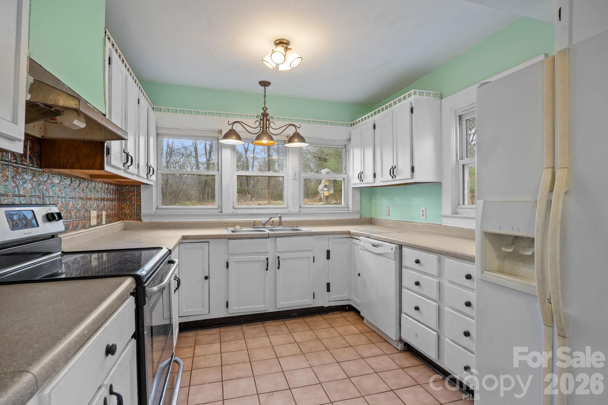 161 Pandora Circle — Canton