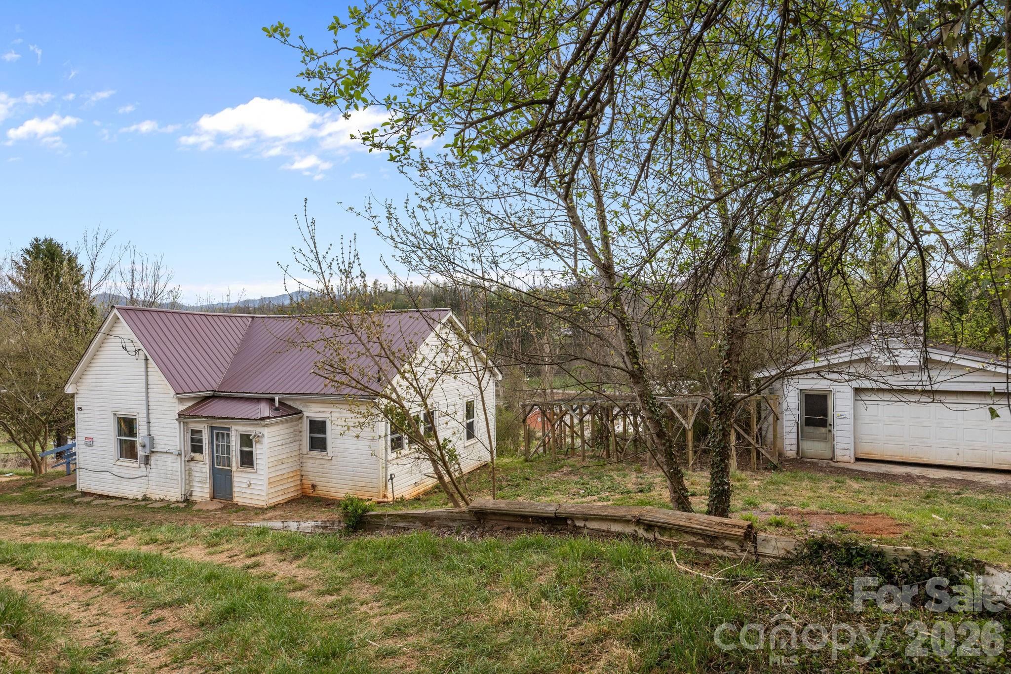 161 Pandora Circle — Canton