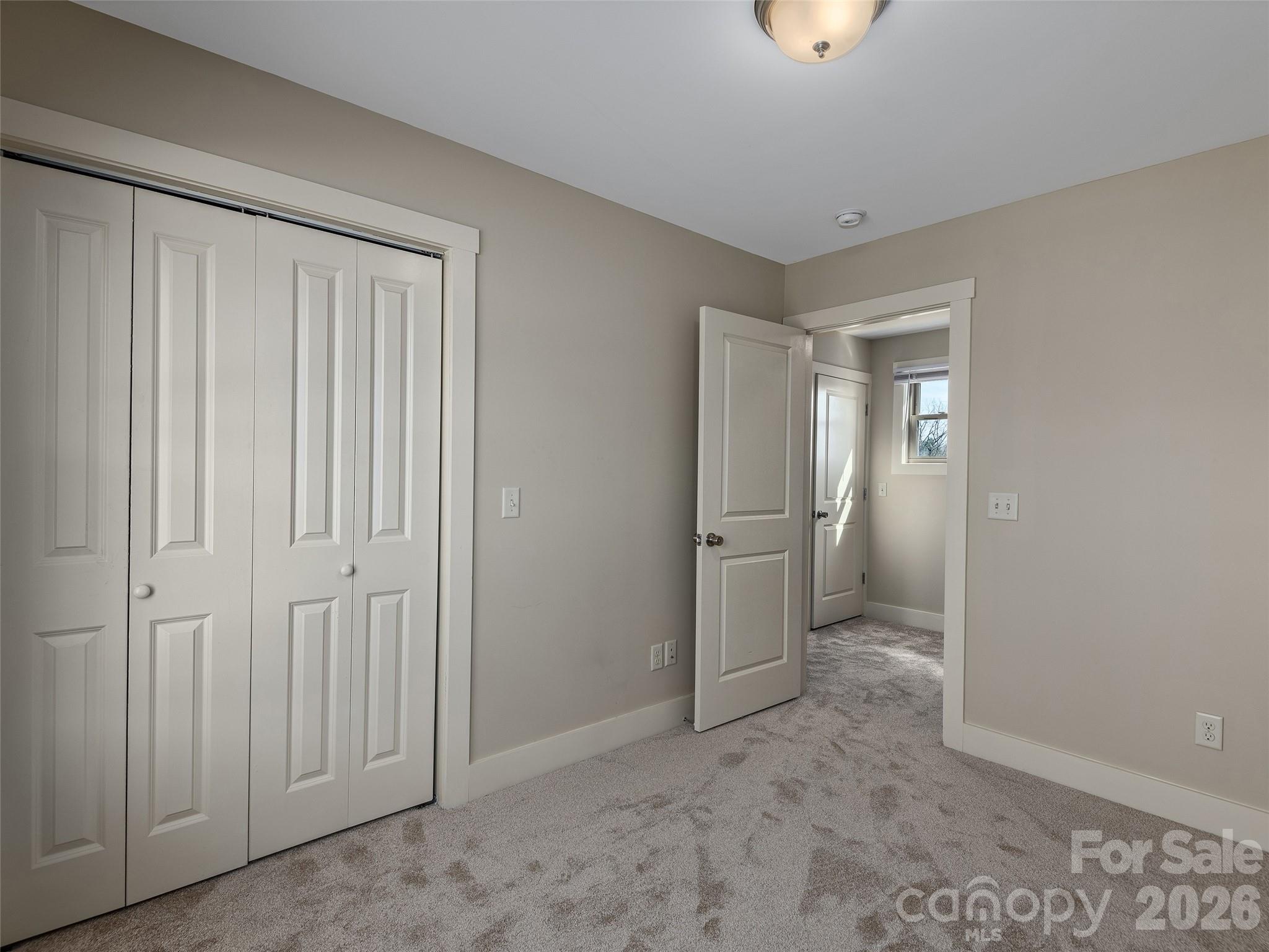 4 Grinnell Street — Asheville