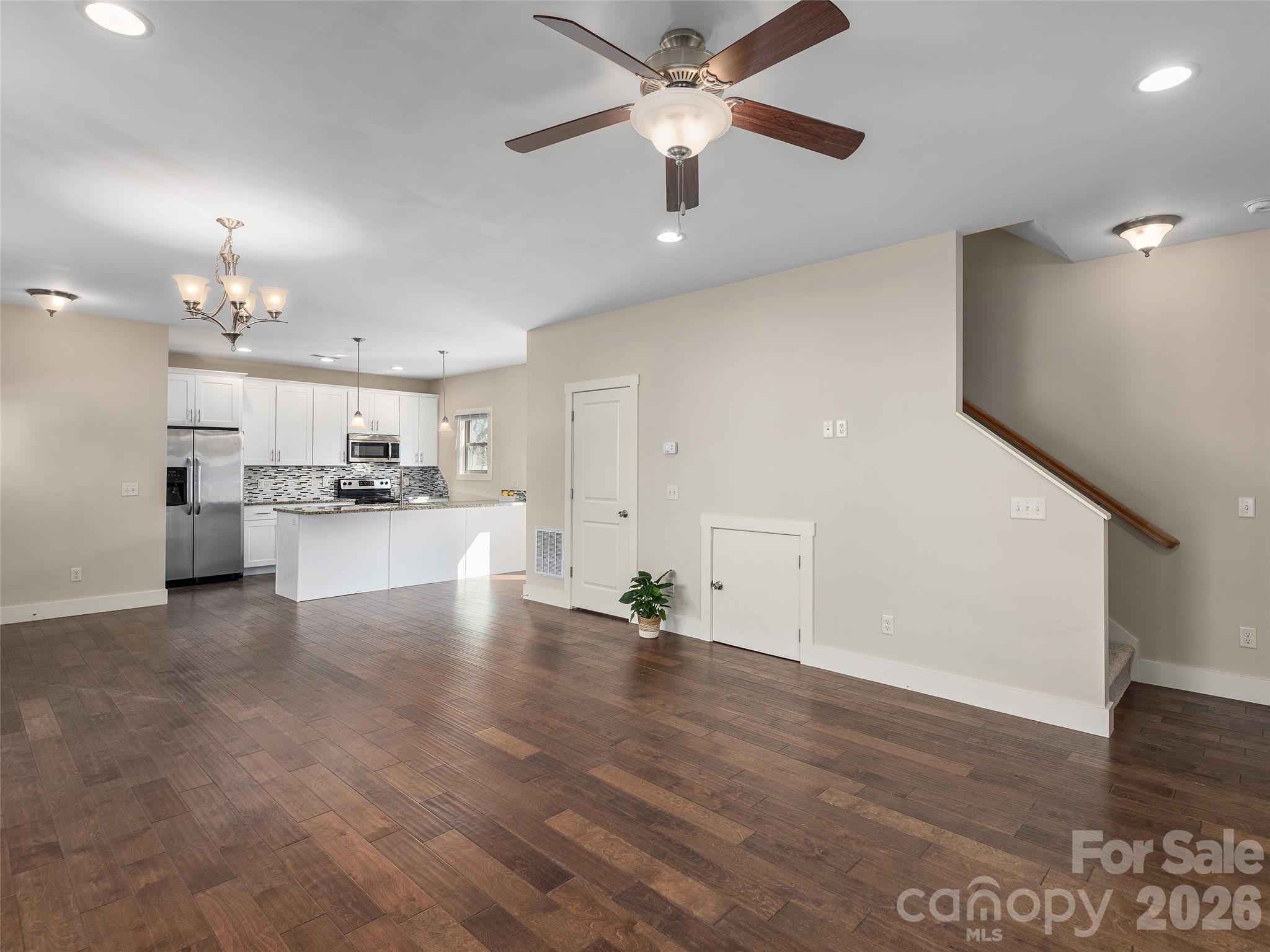 4 Grinnell Street — Asheville