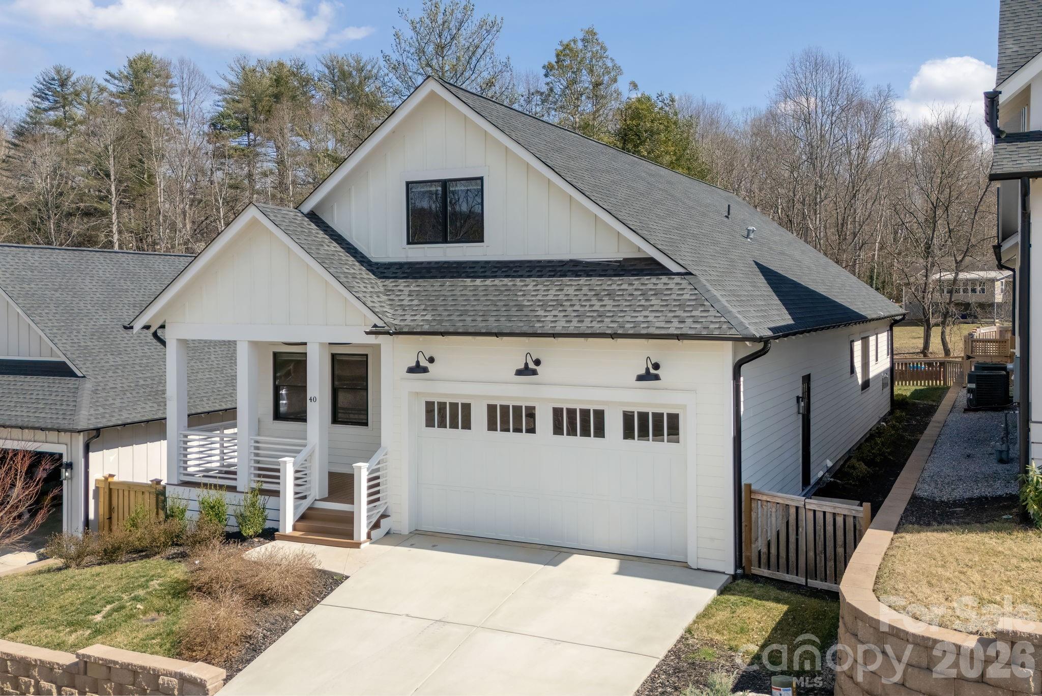 40 Hidden Pond Lane — Brevard