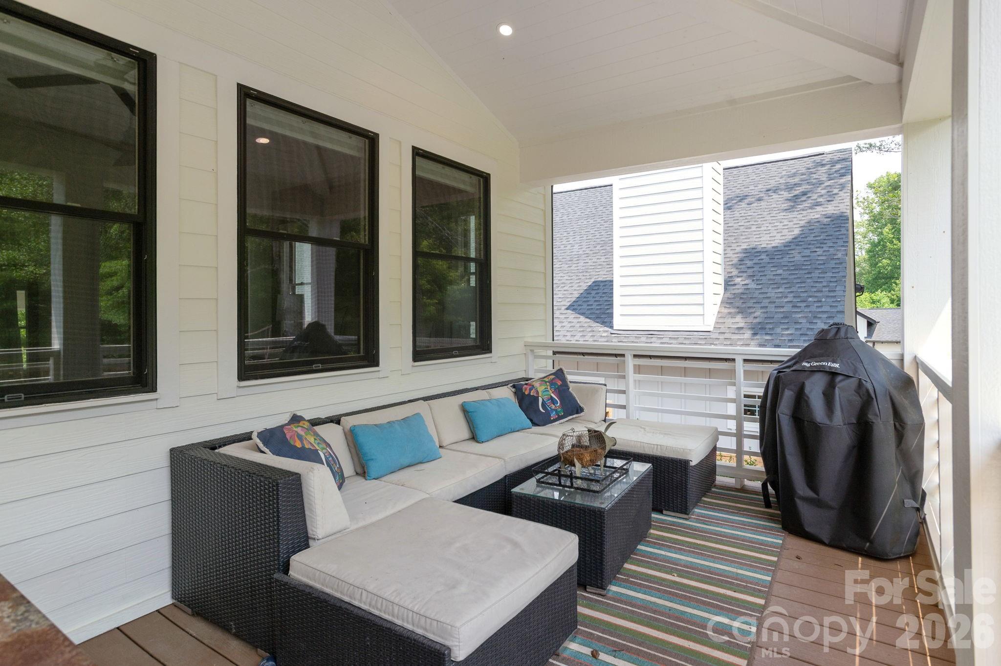 40 Hidden Pond Lane — Brevard