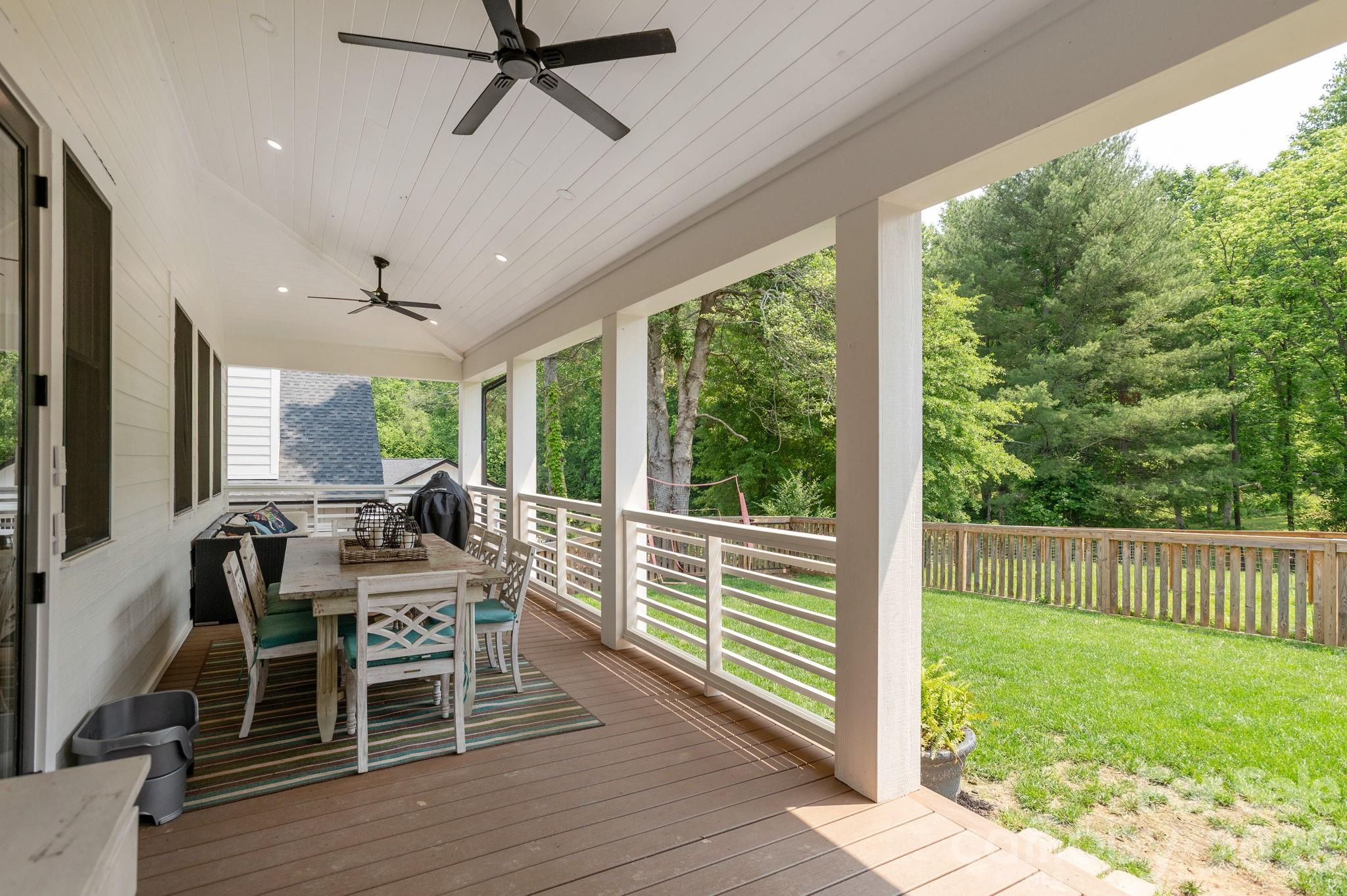 40 Hidden Pond Lane — Brevard