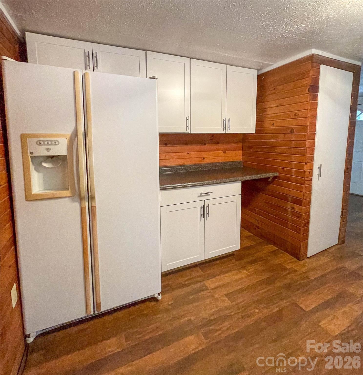 813 Severt Circle NE — Lenoir