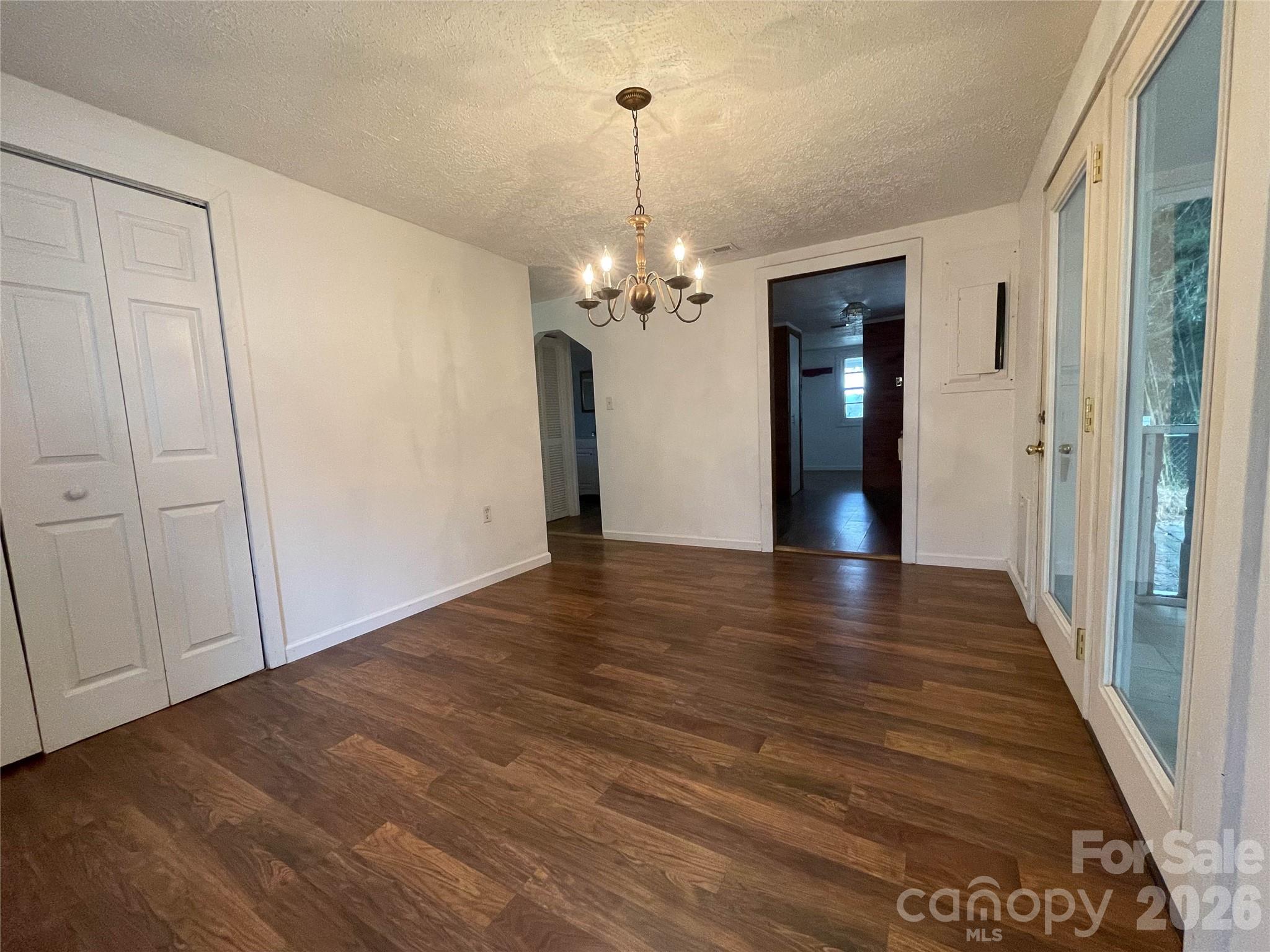 813 Severt Circle NE — Lenoir