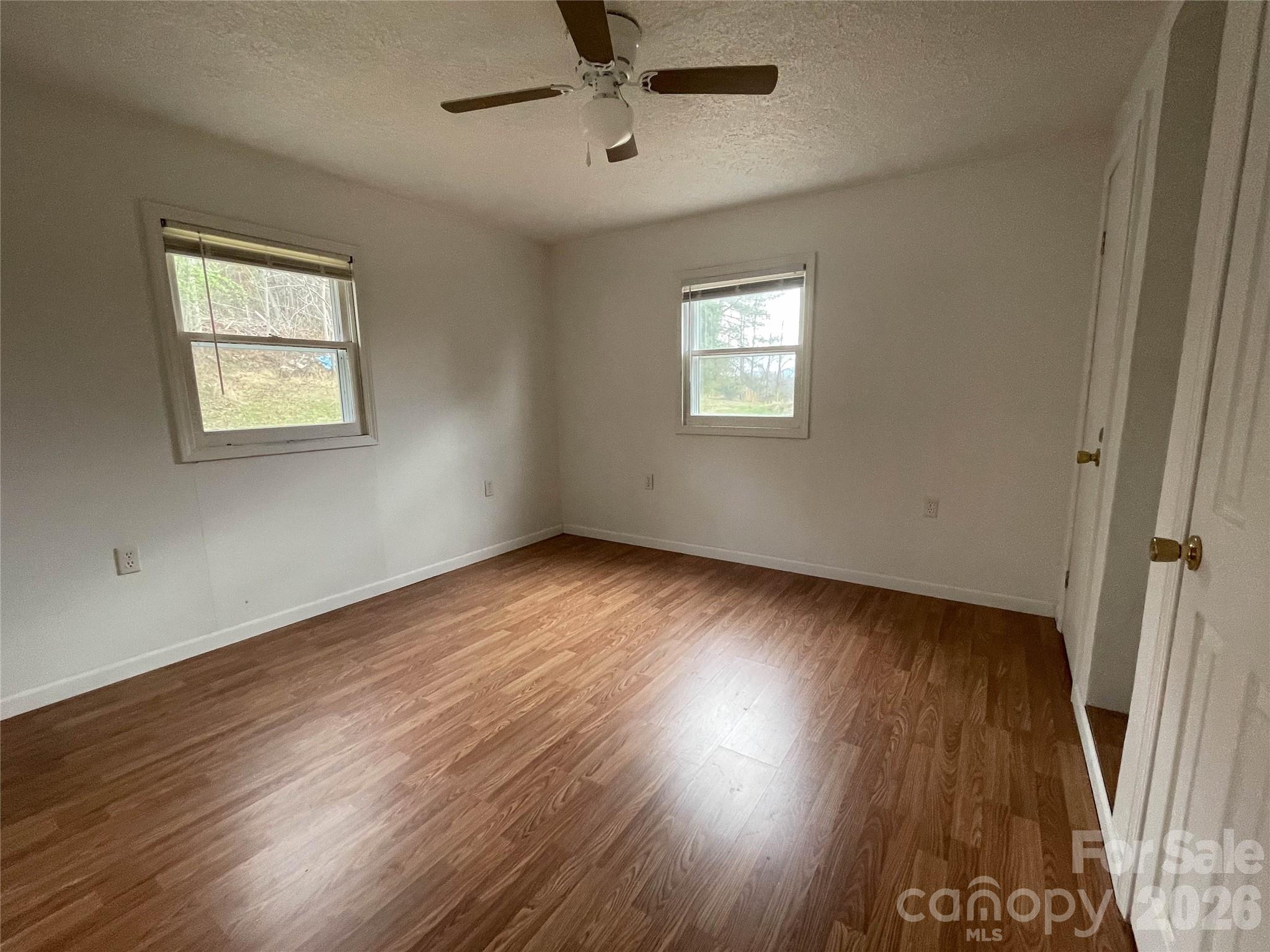813 Severt Circle NE — Lenoir