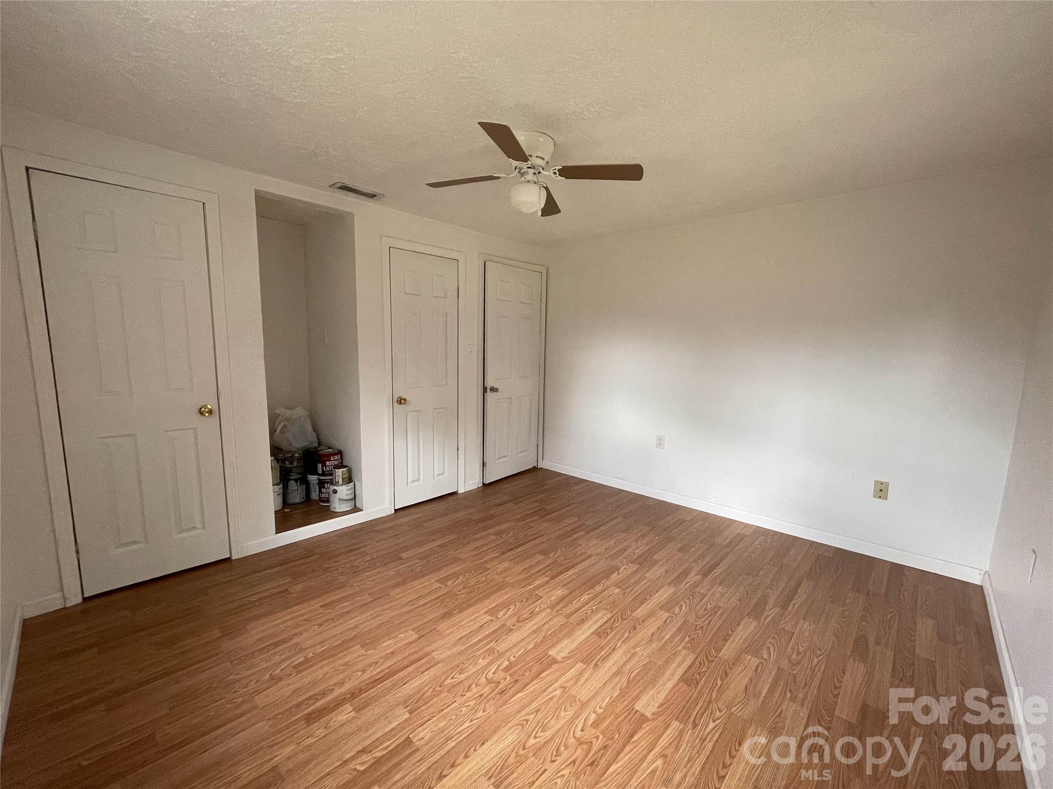 813 Severt Circle NE — Lenoir