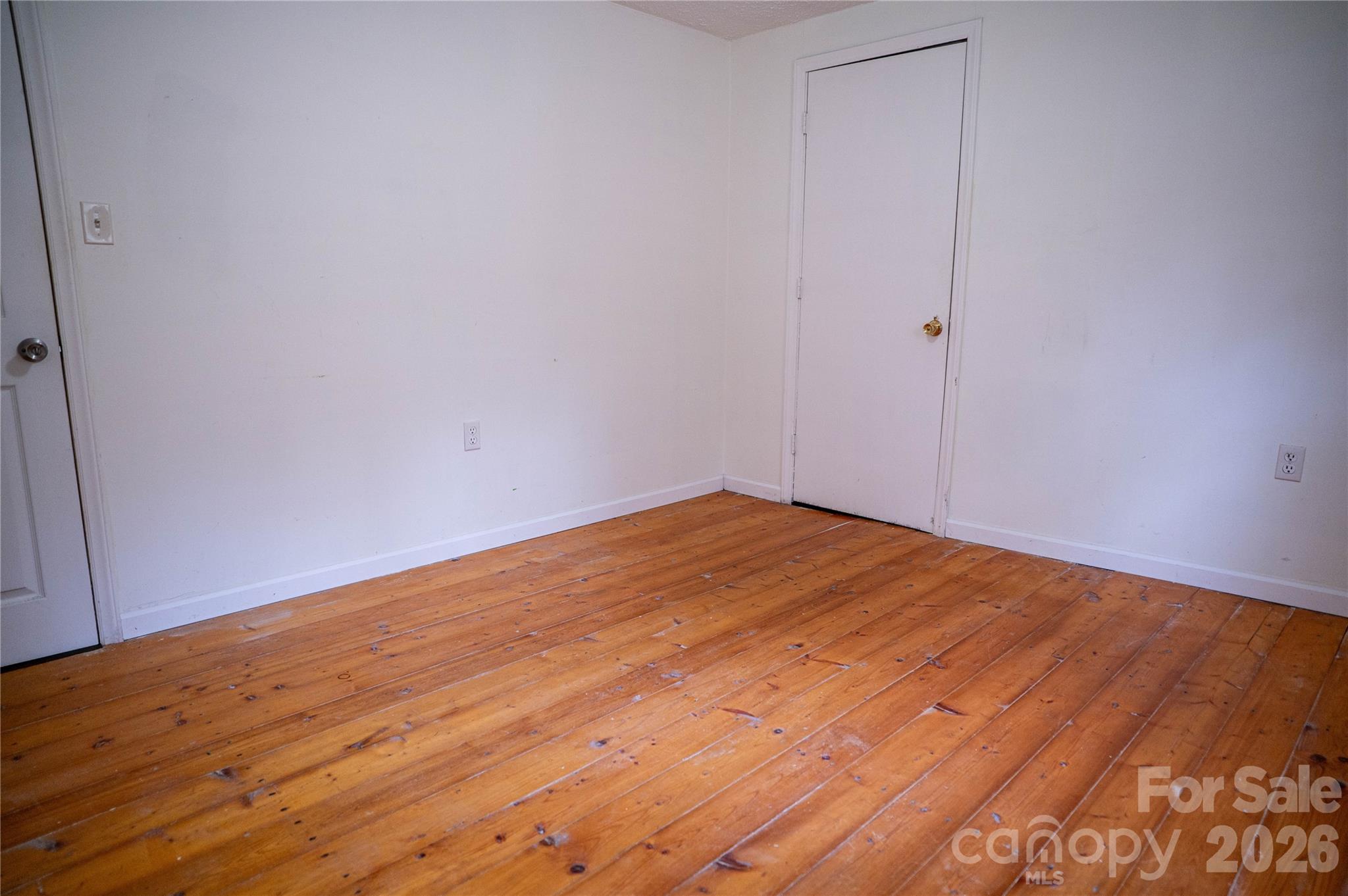 813 Severt Circle NE — Lenoir