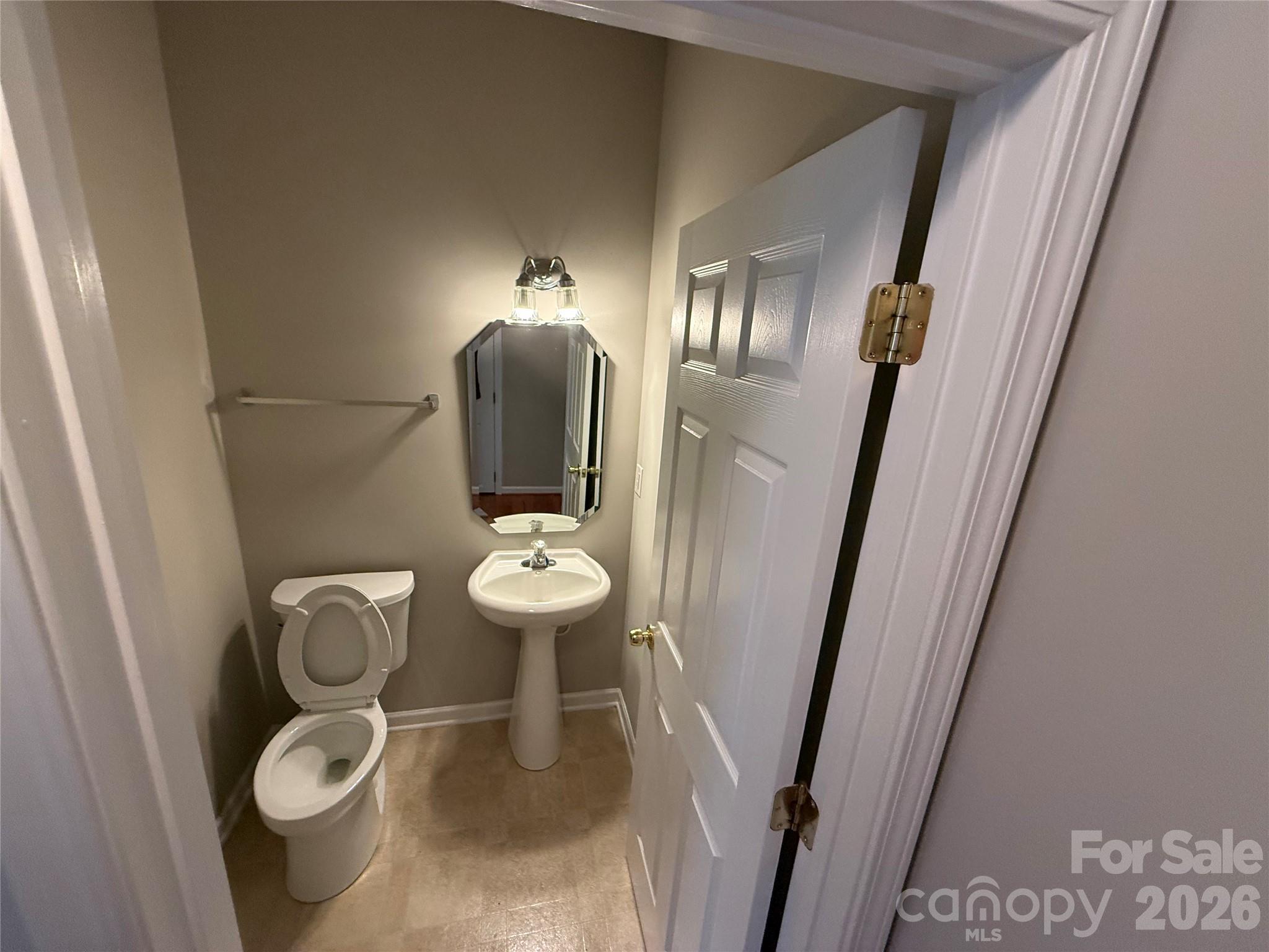 3338 Crutchfield Place — Charlotte