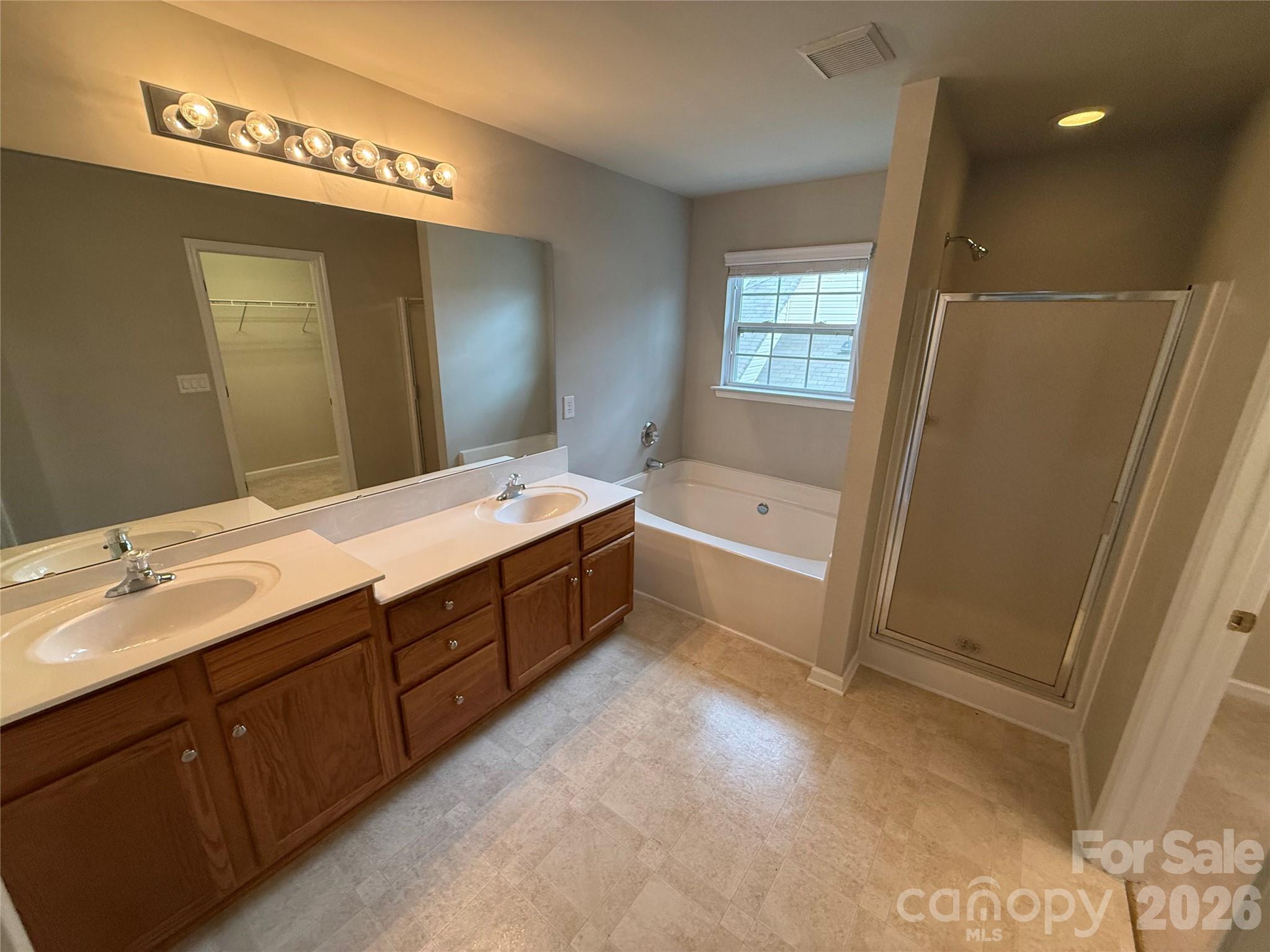 3338 Crutchfield Place — Charlotte