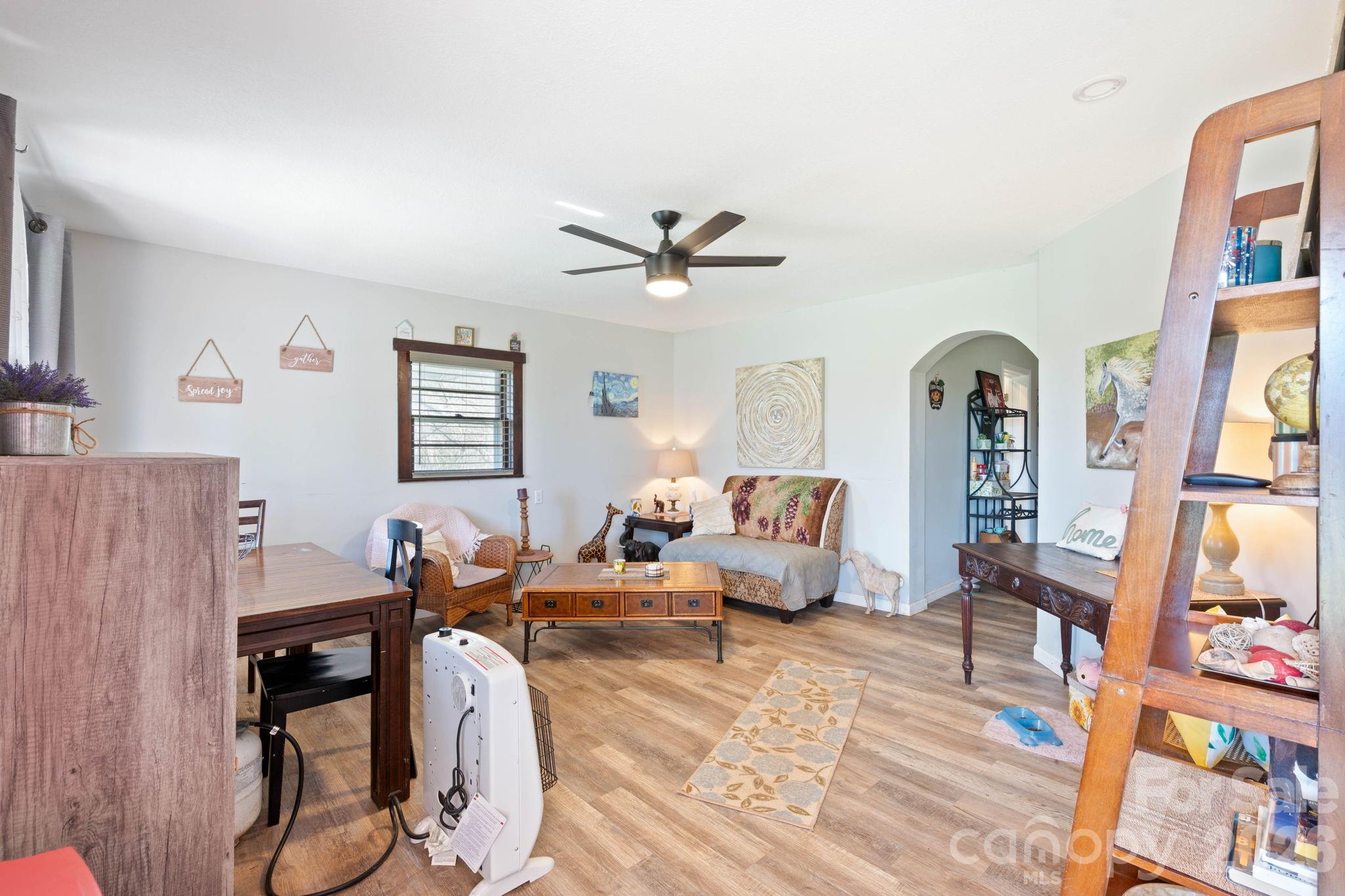 192 Spencer Street — Ellenboro