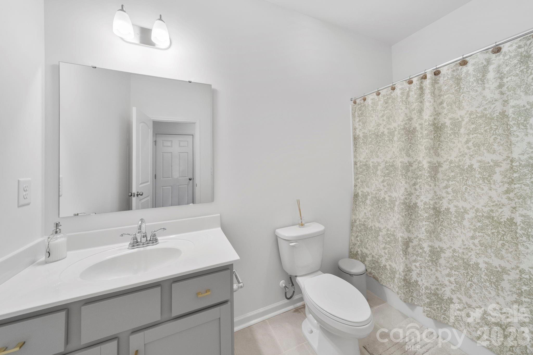 11133 Argosy Drive — Lancaster