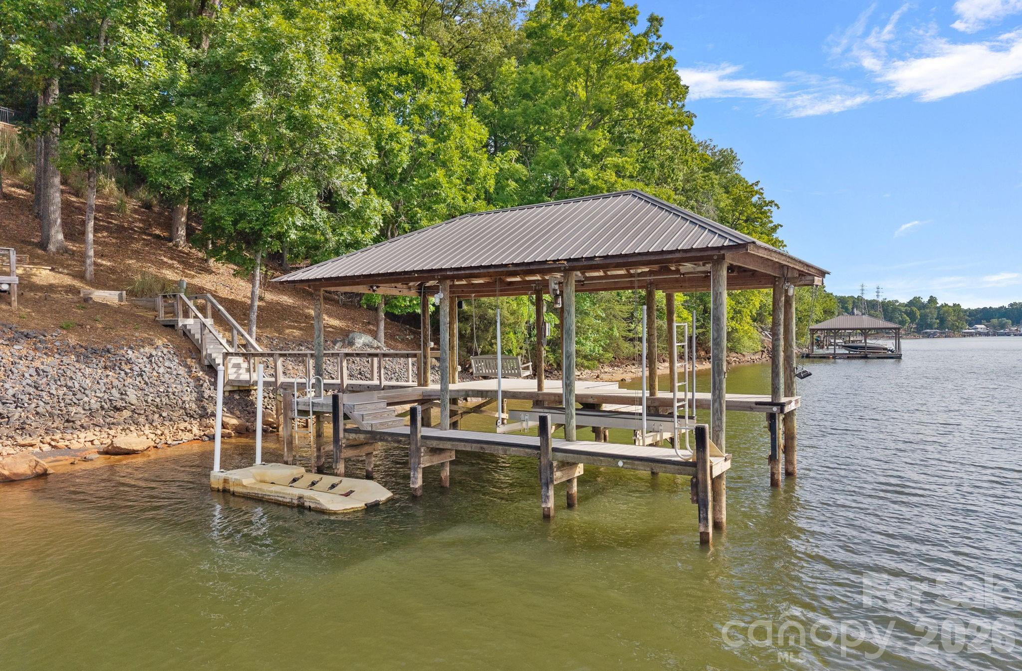 3225 Lake Pointe Drive — Belmont