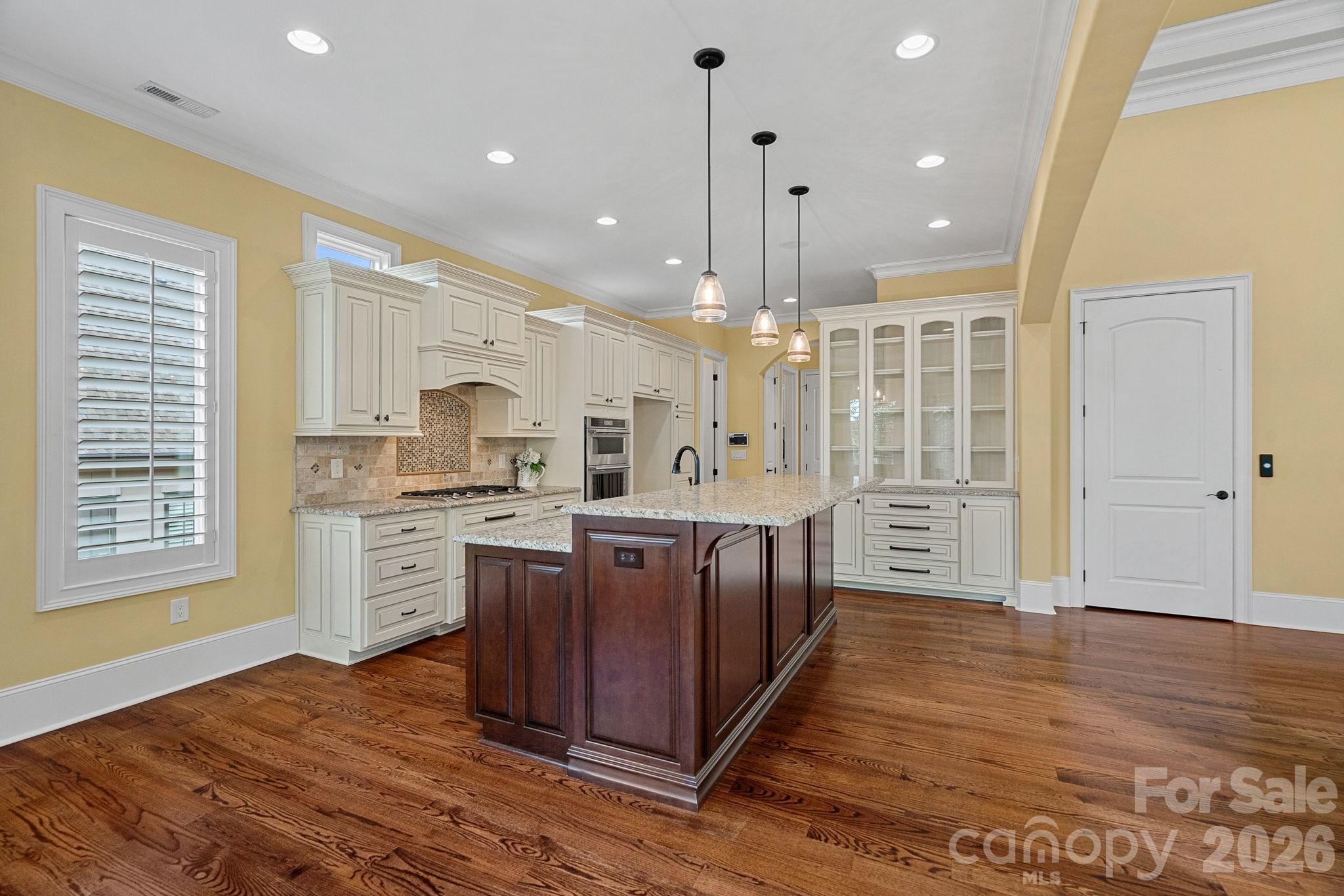 3225 Lake Pointe Drive — Belmont