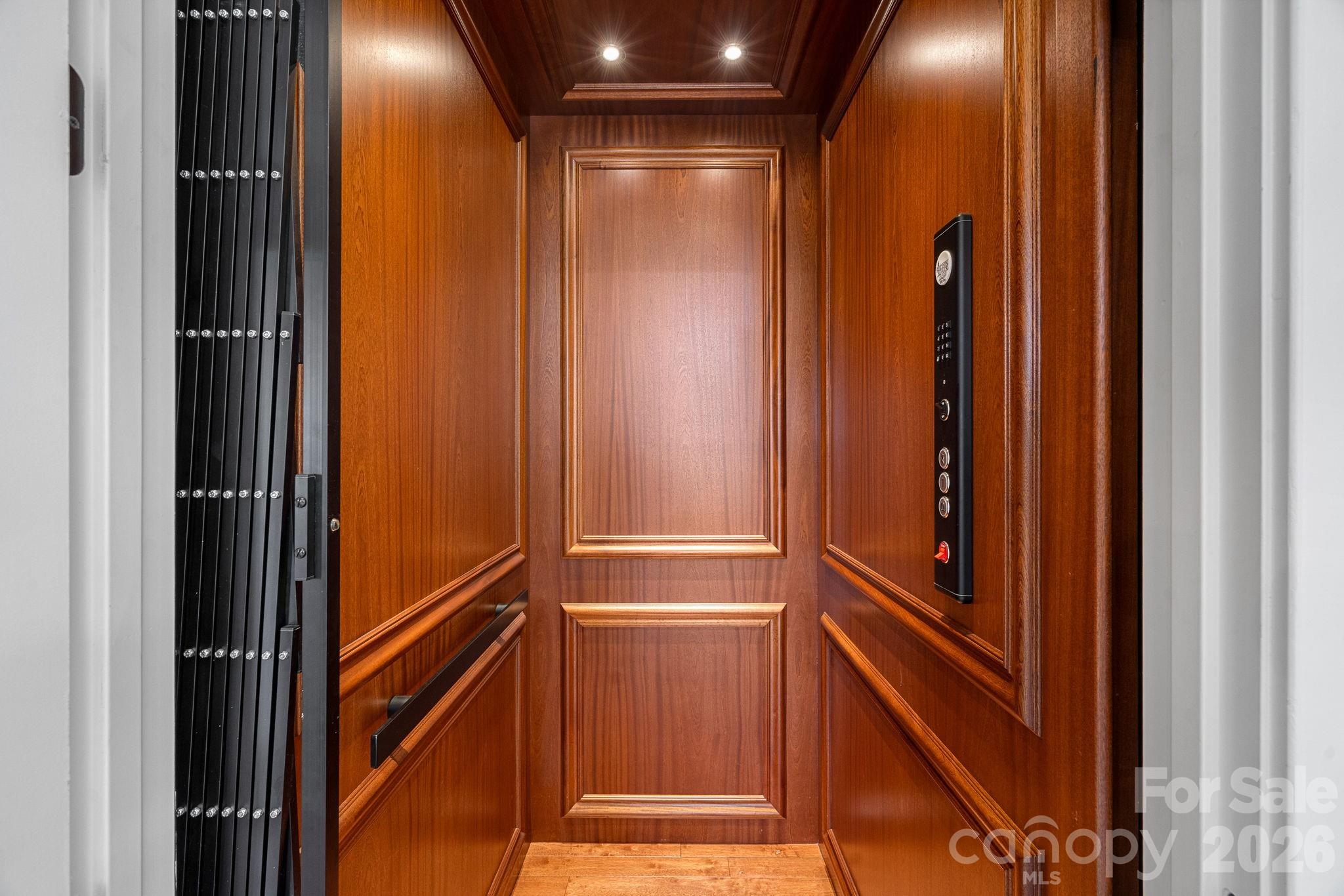 3225 Lake Pointe Drive — Belmont
