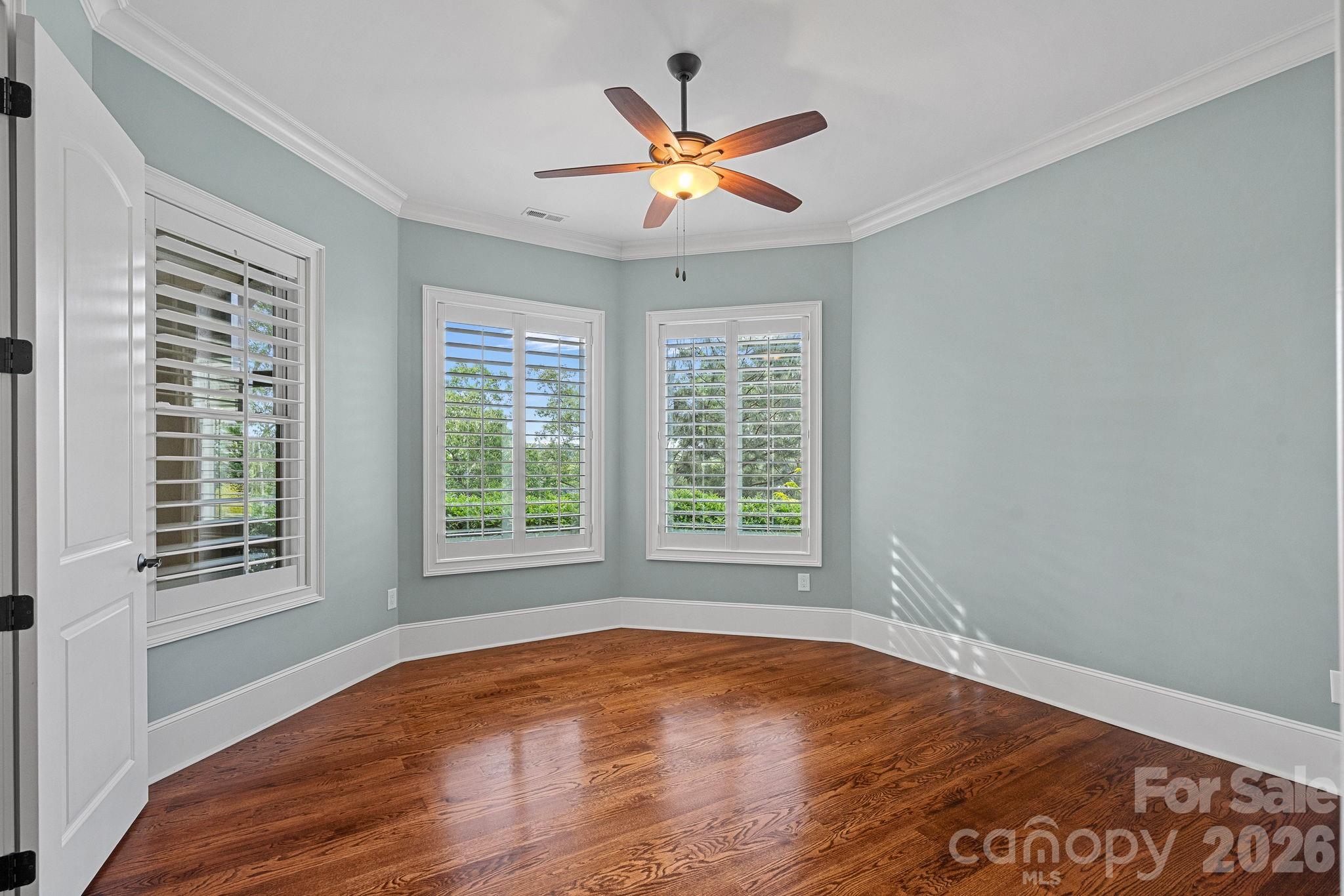 3225 Lake Pointe Drive — Belmont