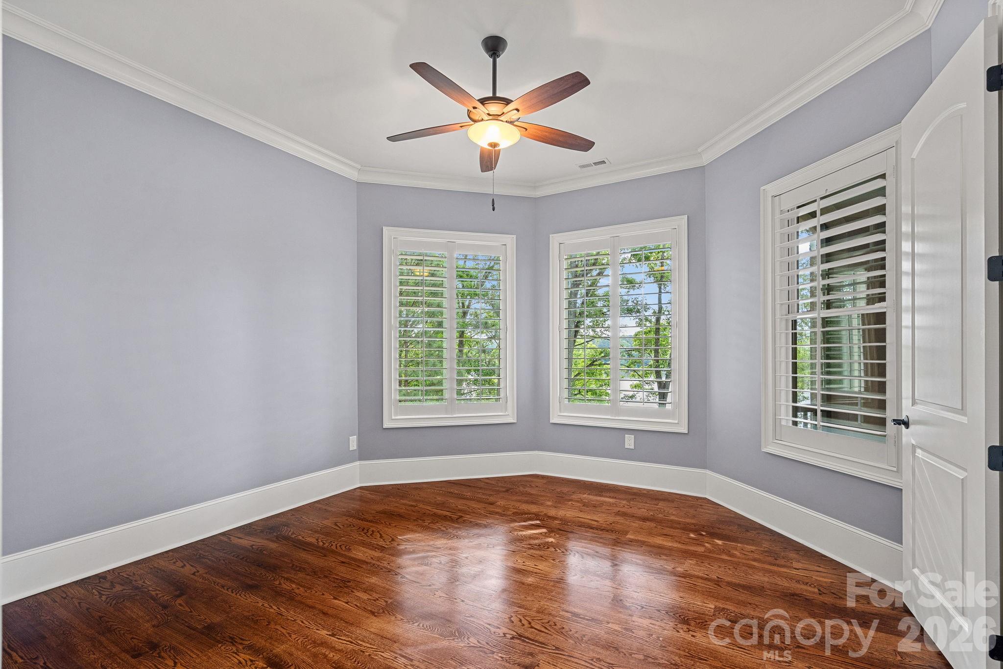 3225 Lake Pointe Drive — Belmont